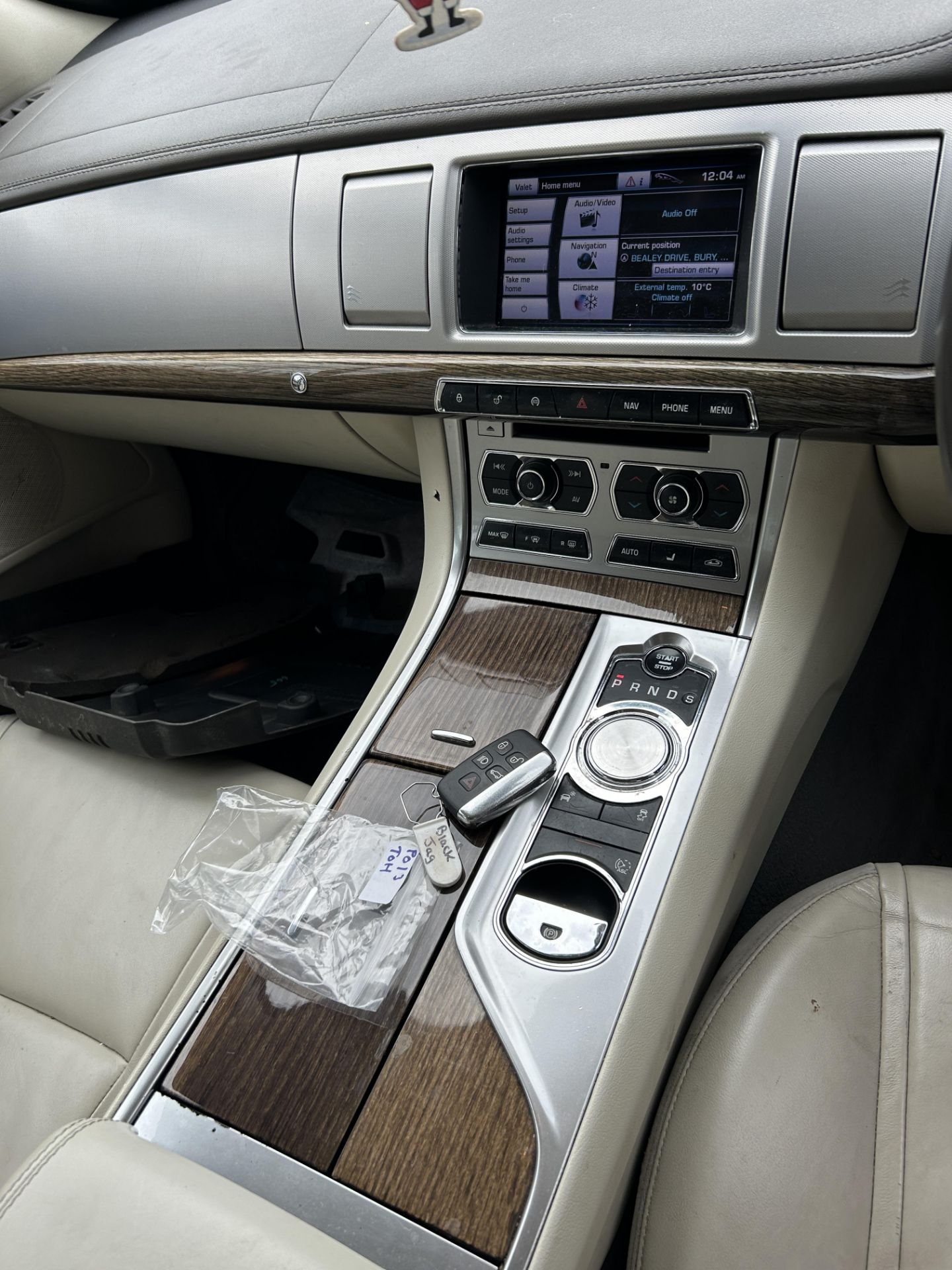 Jaguar XF Premium Luxury D Auto Diesel 4 Door Saloon | PO13 TOH | 165,697 Miles - Image 7 of 9