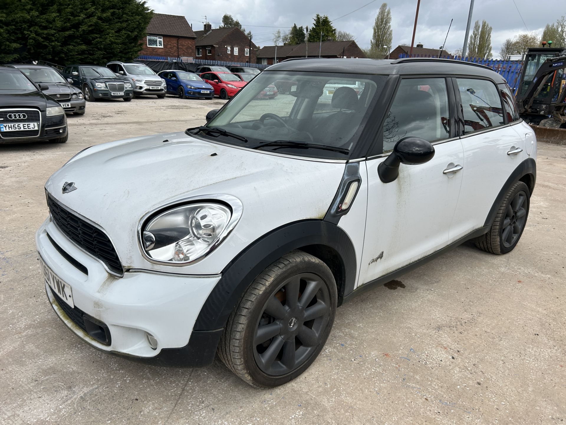 Mini Countryman Cooper SD ALL4 Diesel 5 Door Hatchback | YD61 YWK | 70,297 Miles - Image 3 of 14