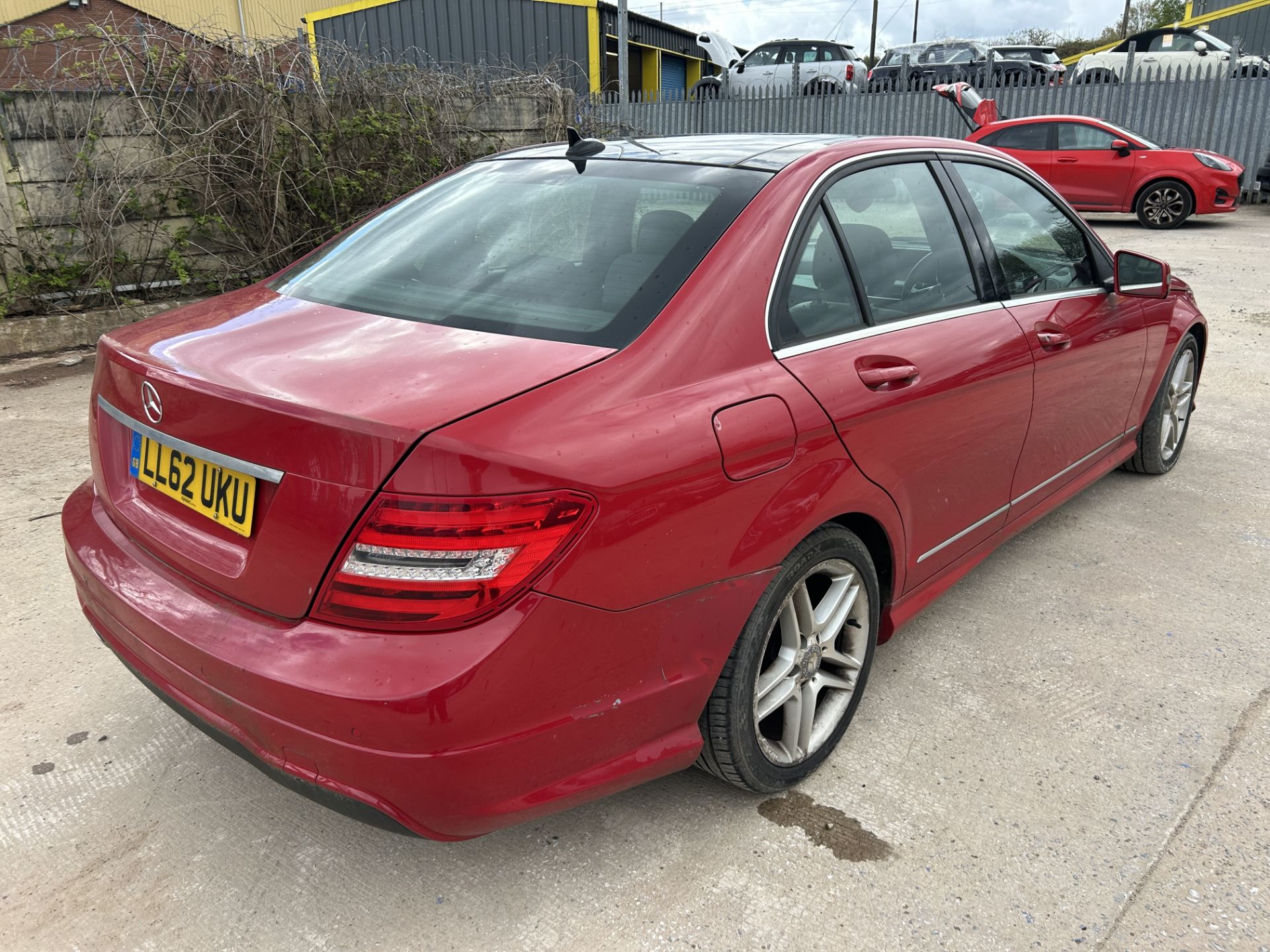 Mercedes-Benz C220 AMG Sport CDI BlueEF Diesel 4 Door Saloon | LL62 UKU | 106,924 Miles - Image 6 of 15