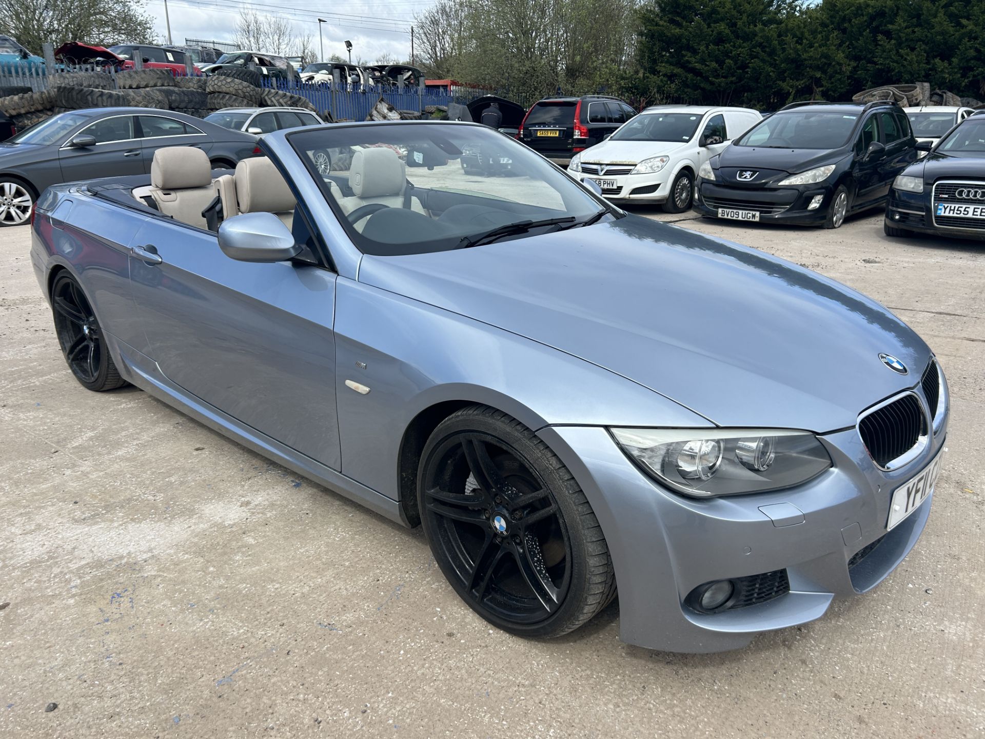 BMW 330I M Sport Auto Petrol Convertible | YF11 CZX | 61,658 Miles - Image 7 of 15
