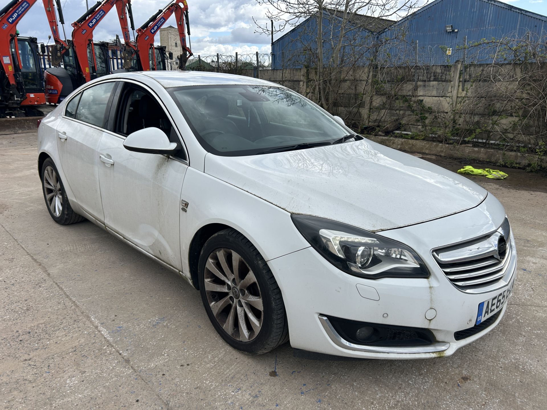 Vauxhall Insignia Diesel 5 Door Hatchback | AE65 EZA | 114,165 Miles