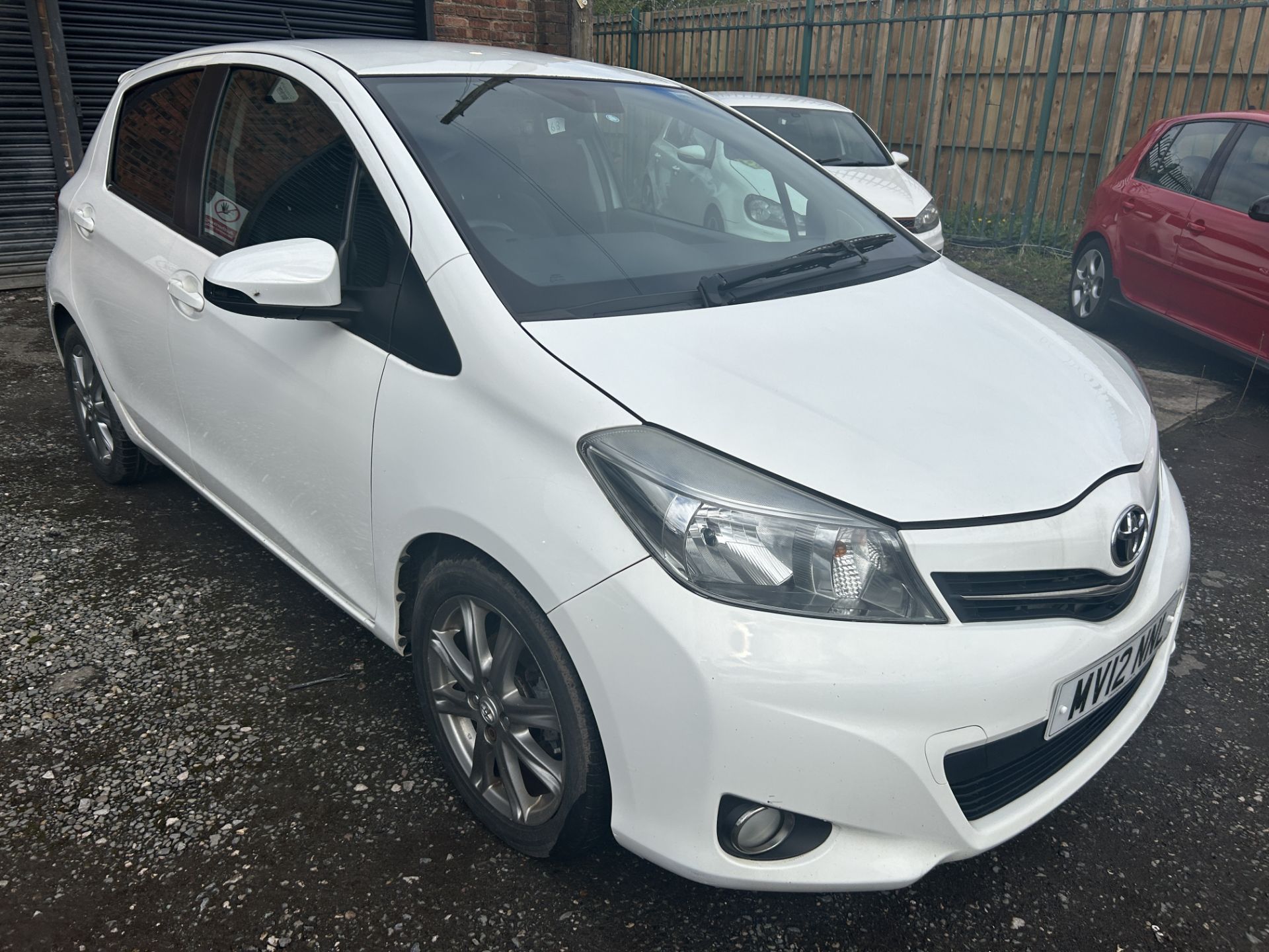 Toyota Yaris SR VVT-I Petrol 5 Door Hatchback | MV12 NNL | 113,044 Miles