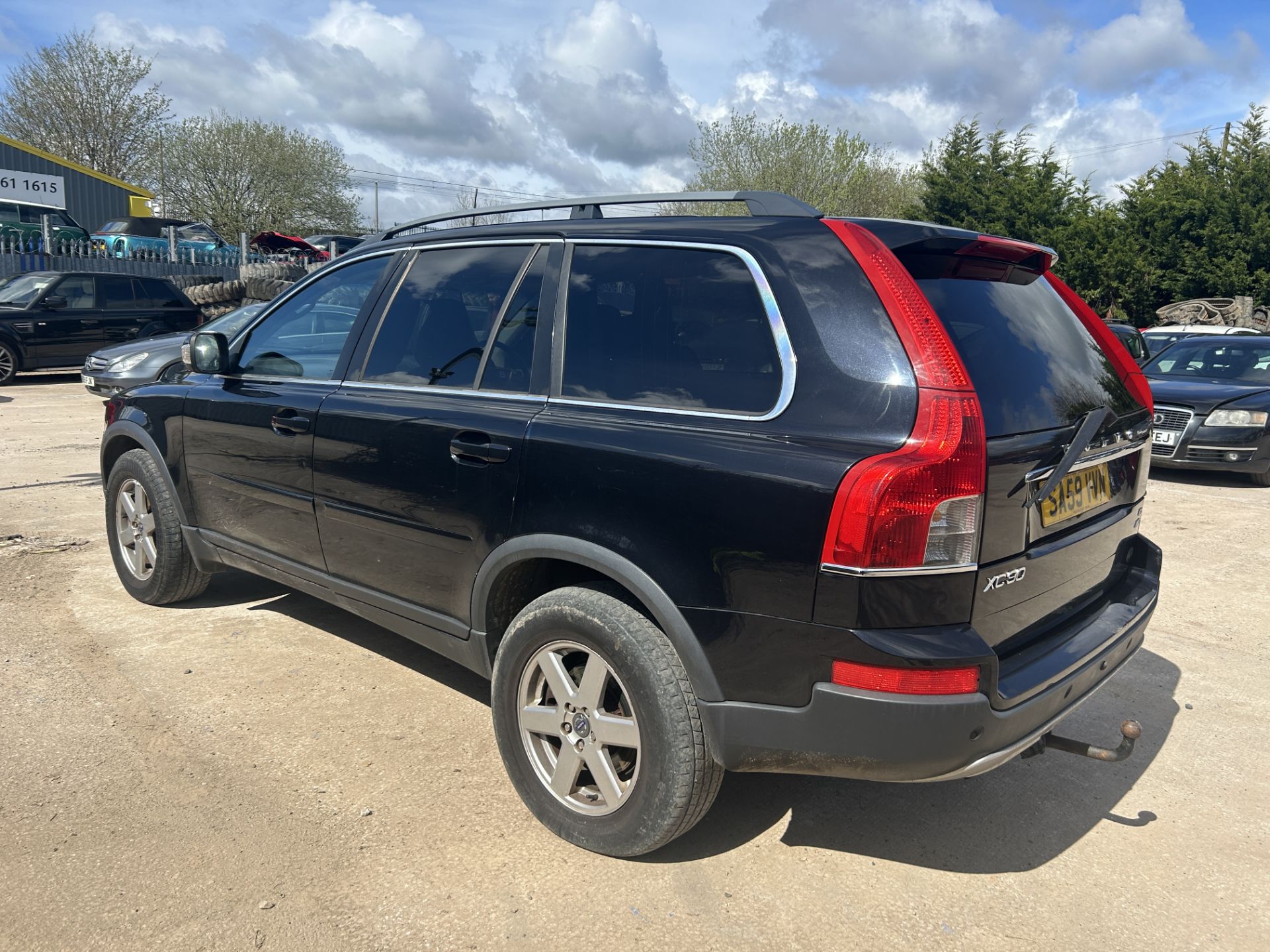 Volvo XC90 Active AWD D5 Auto Diesel Estate | SA59 VVN | 130,718 Miles - Image 4 of 13