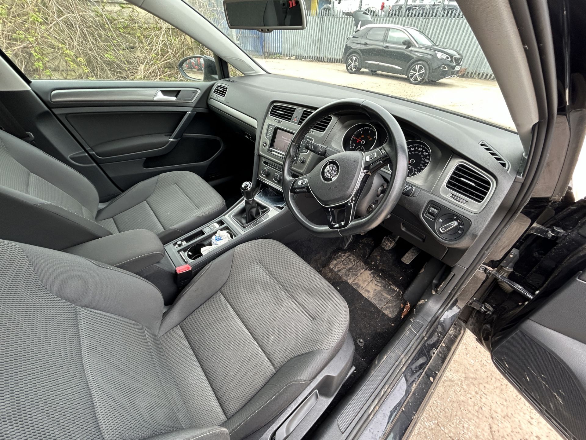 Volkswagen Golf SE BlueMotion Tech T Diesel 5 Door Hatchback | YB13 XCY | 90,299 Miles - Image 11 of 14