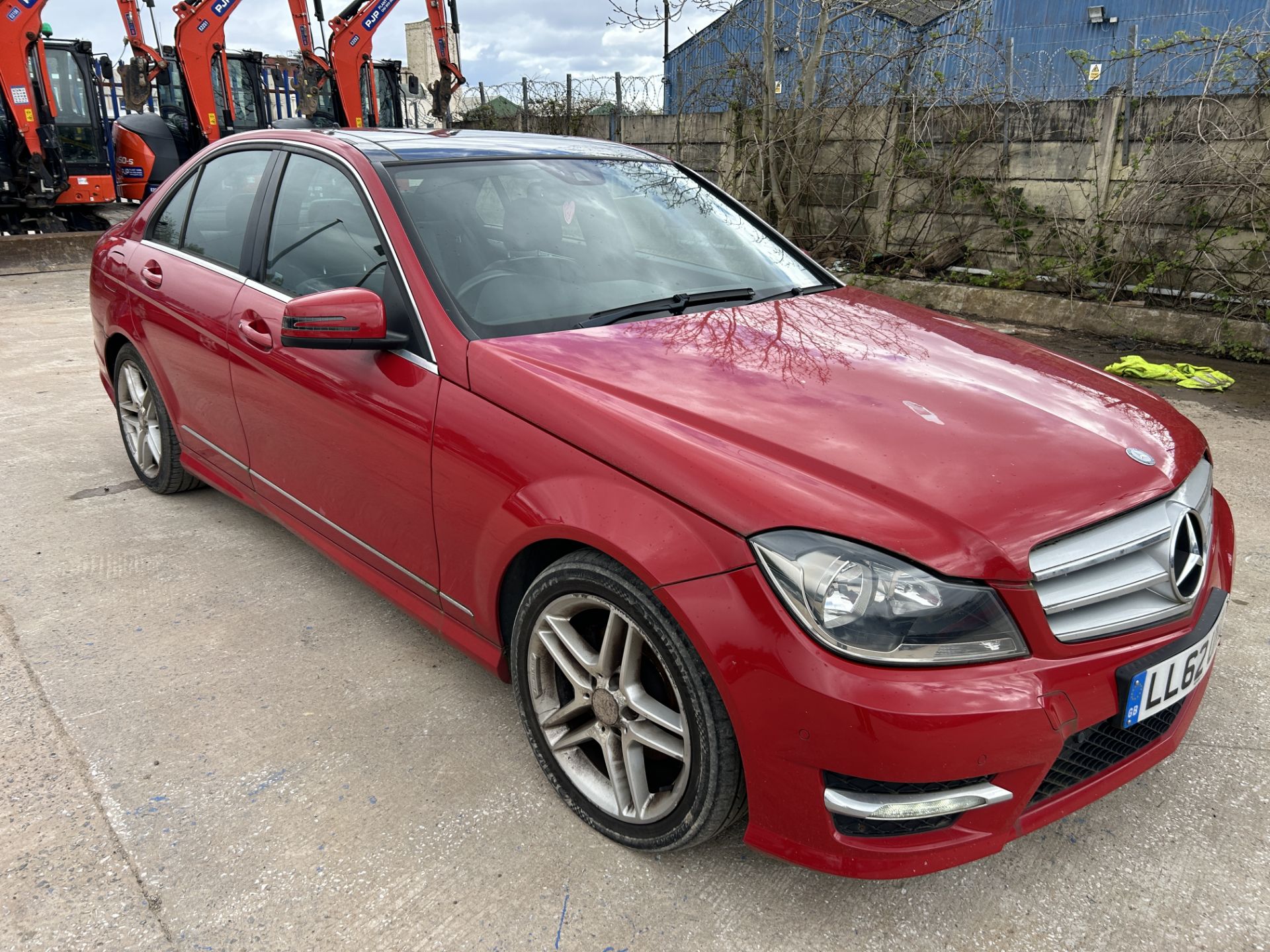 Mercedes-Benz C220 AMG Sport CDI BlueEF Diesel 4 Door Saloon | LL62 UKU | 106,924 Miles