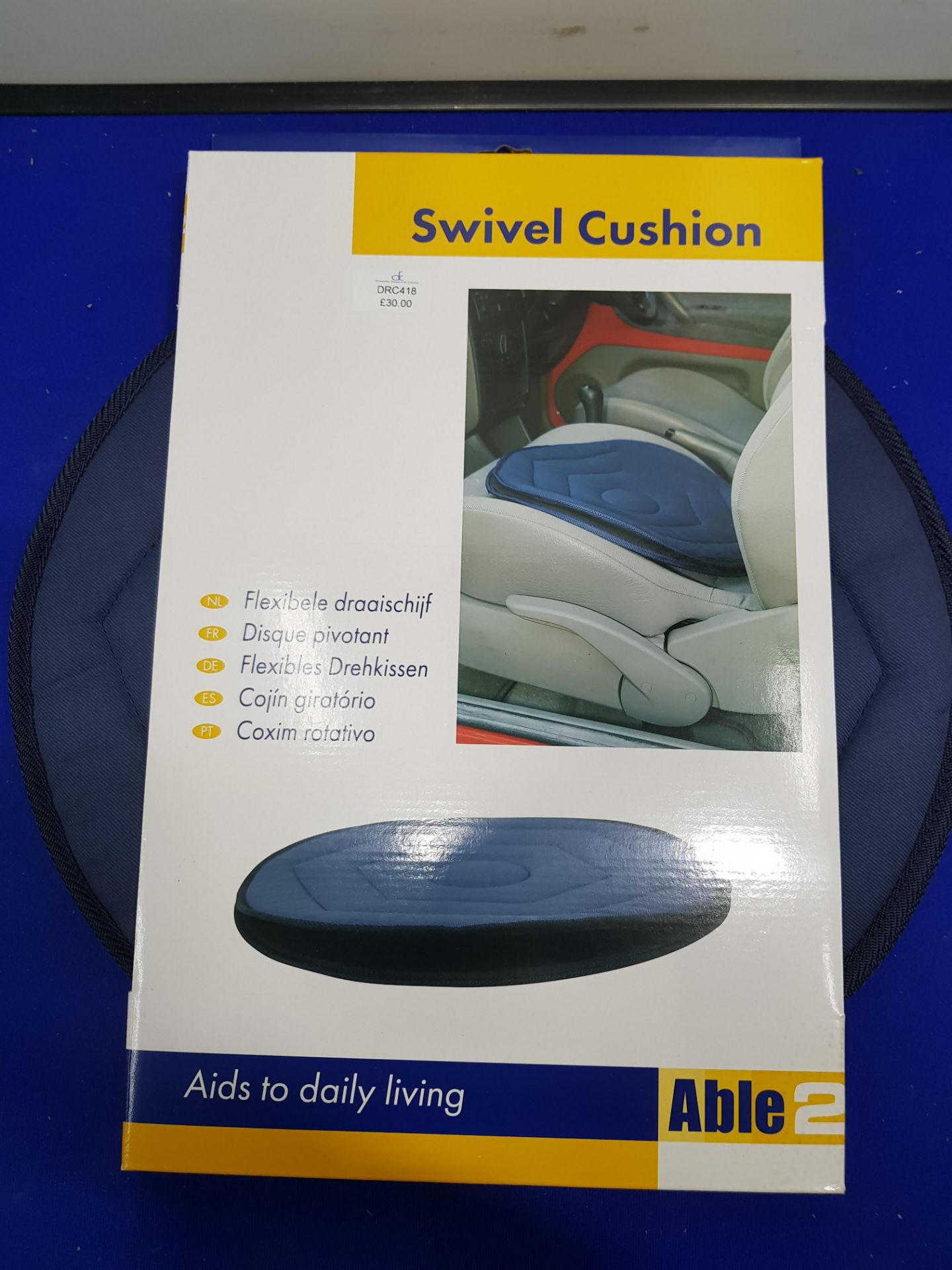 2x Swivel Cushions - Image 2 of 3