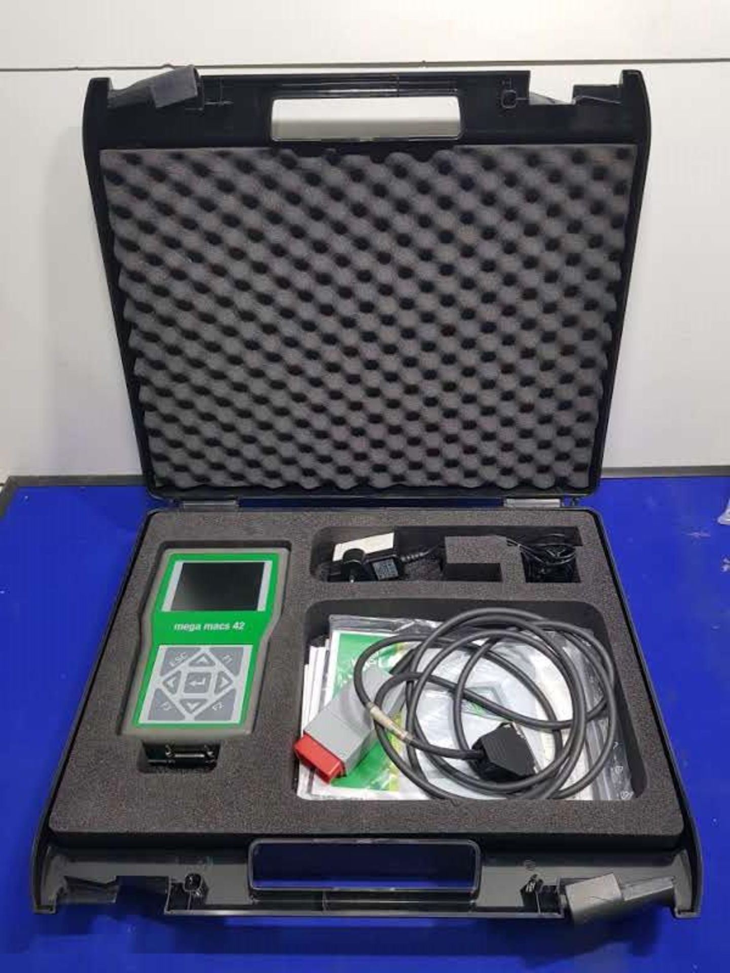 Guttmann Diagnostic Megamacs 42 With Case