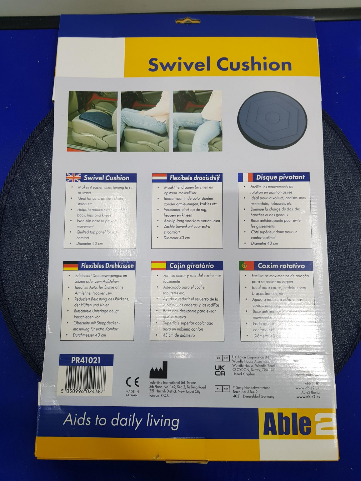 2x Swivel Cushions - Image 3 of 3