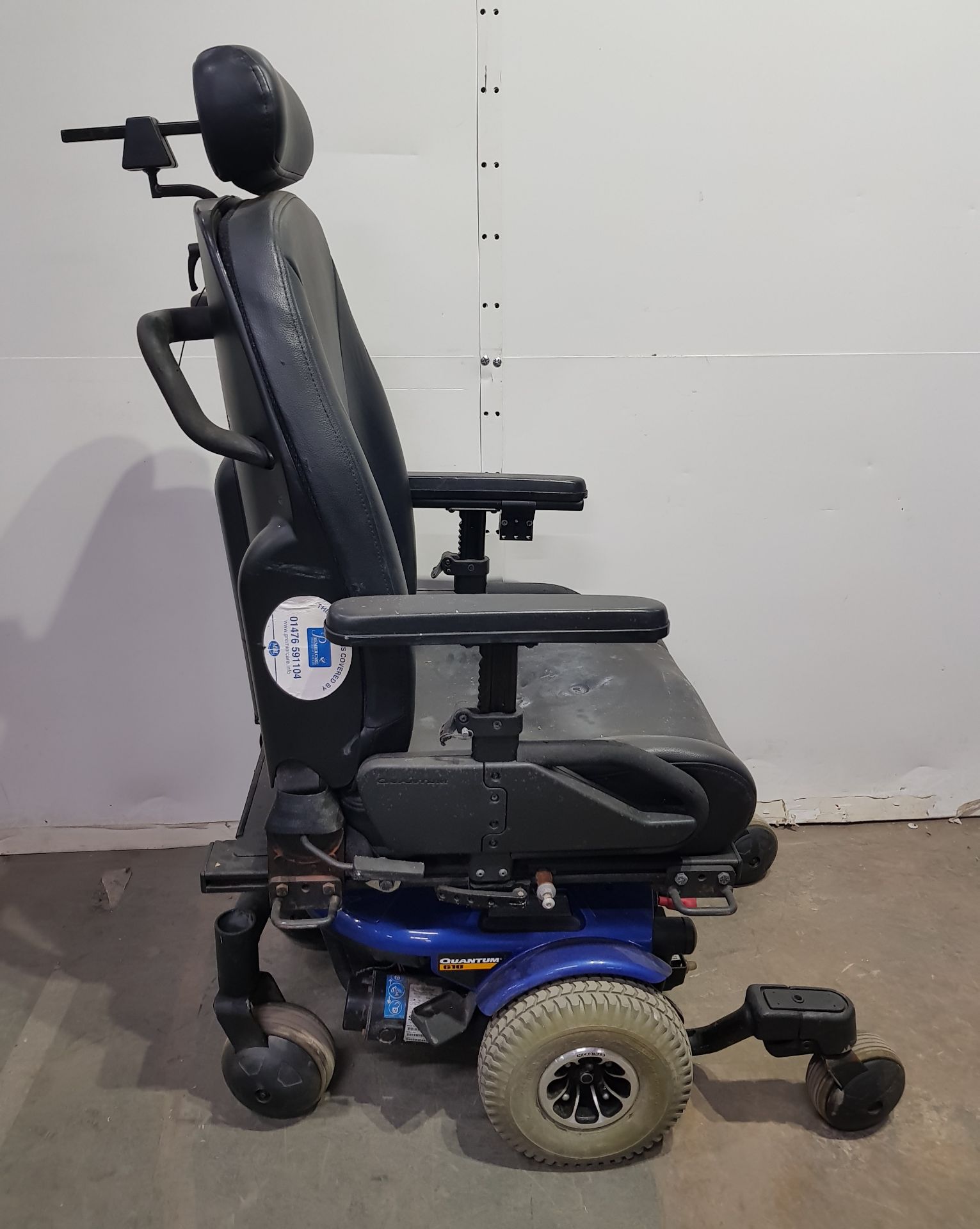 Quantum 610 Electric Wheelchair