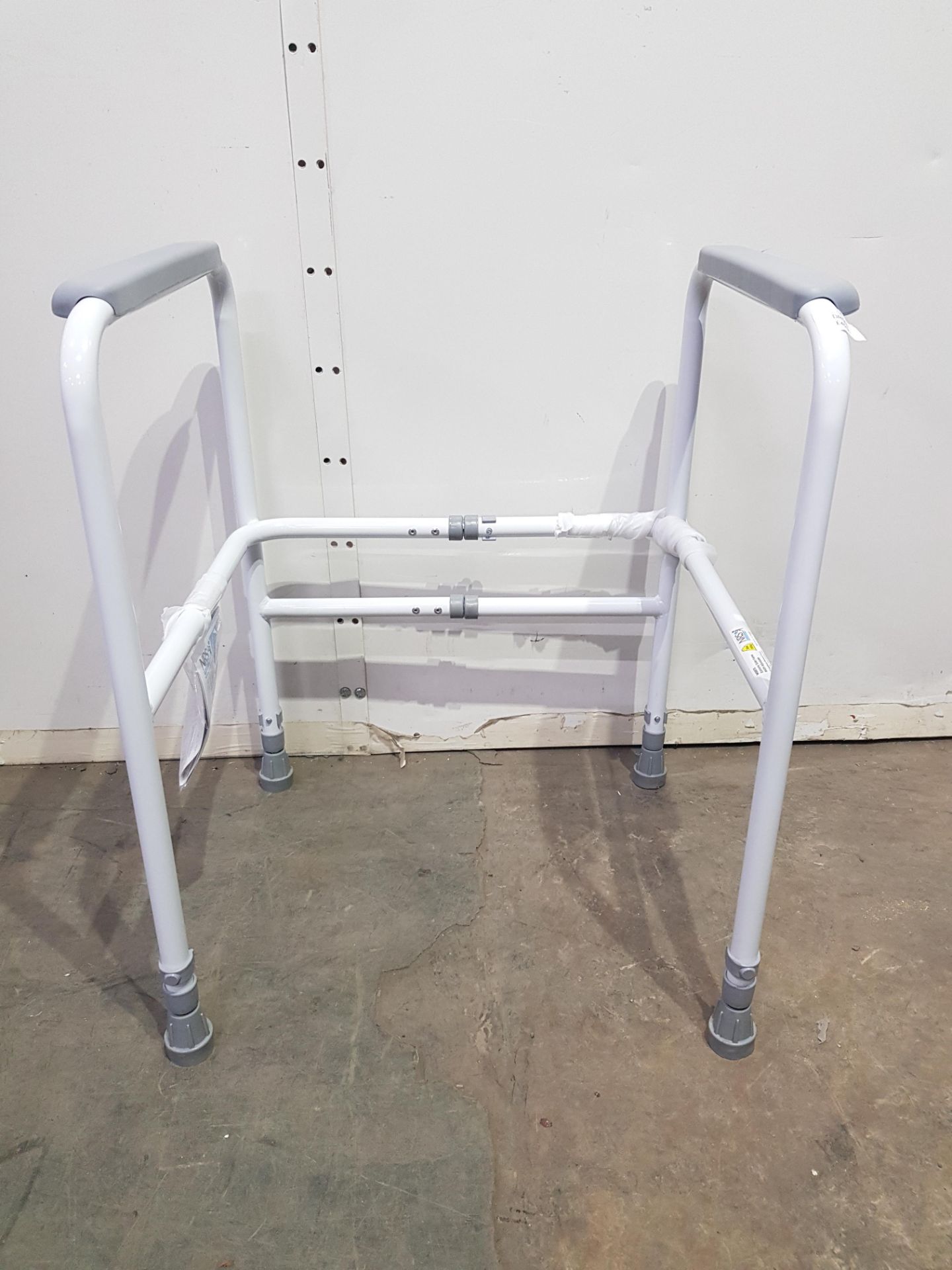 Economy Toilet Frame Height and Width Adjustable