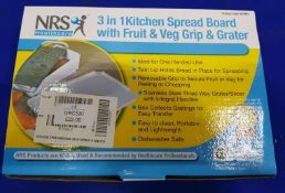 3-In-1 Kitchen Spread Board With Grip And Grater