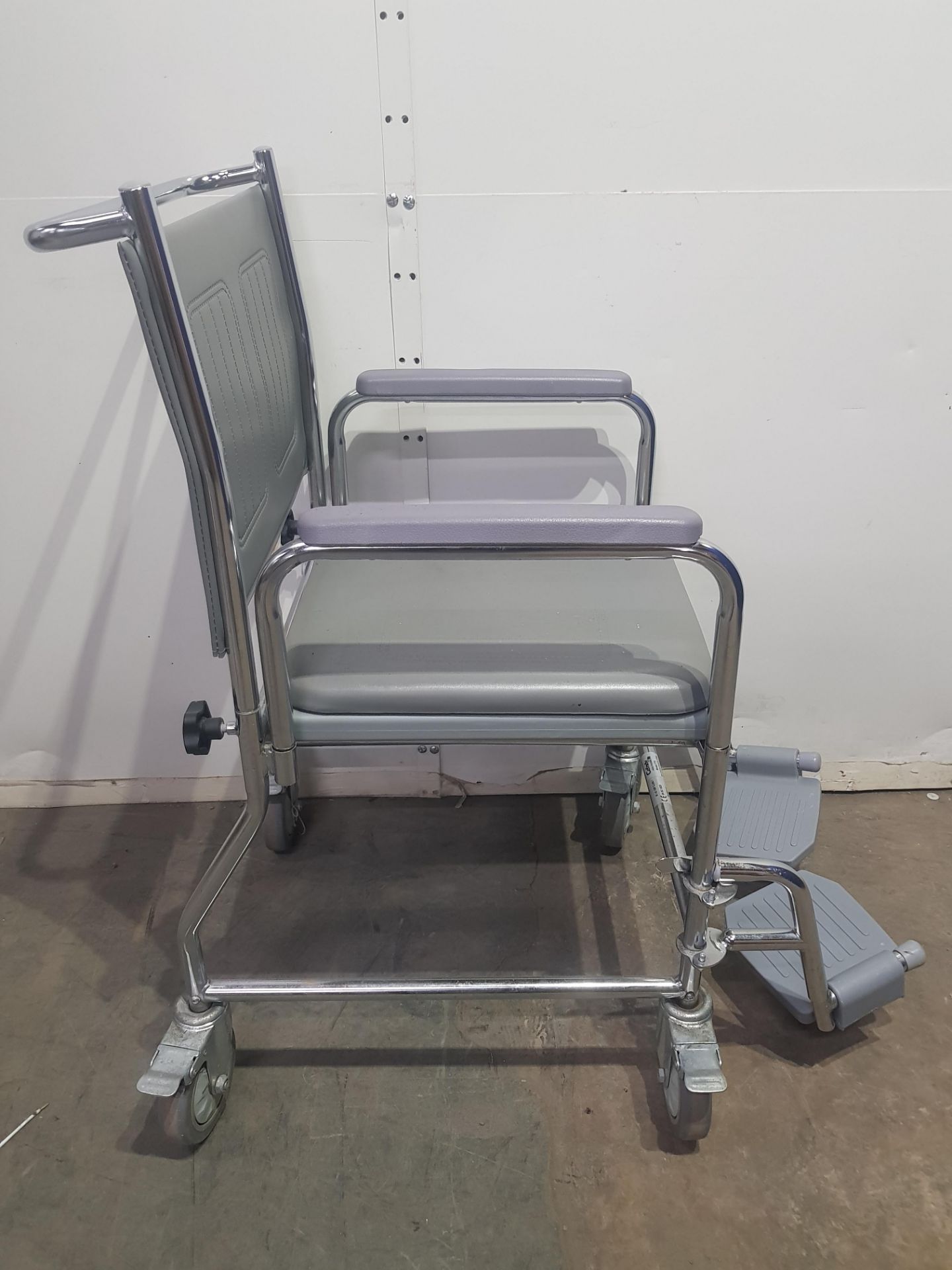 Cefindy Toilet Chair, Height Adjustable - Image 3 of 4