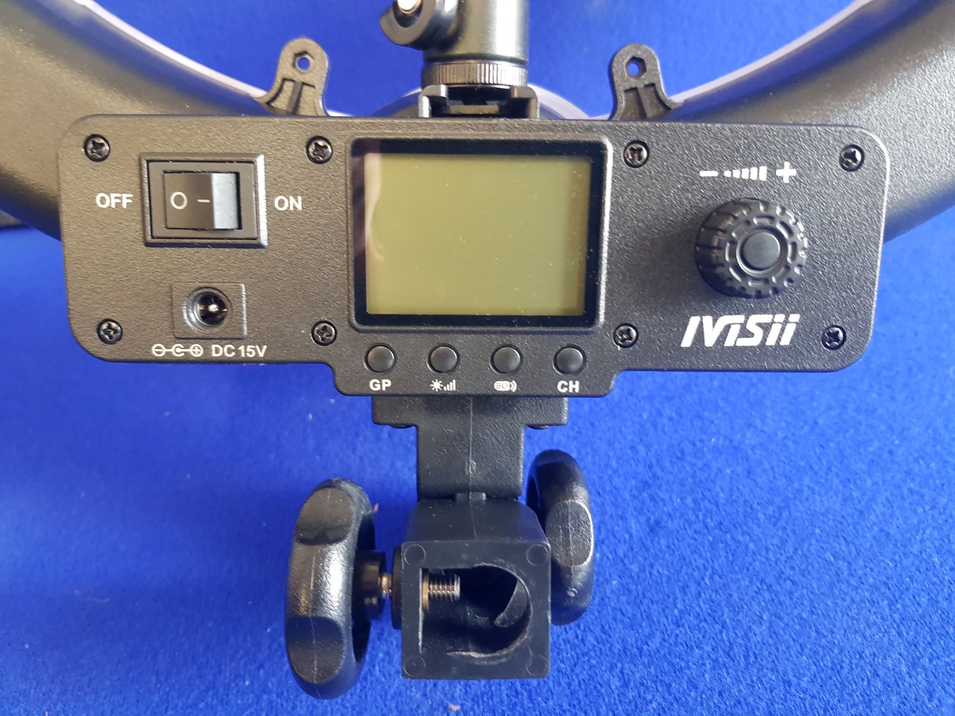 Ivisii Media Light With Adjustable Camera/Phone Stand - Bild 3 aus 7