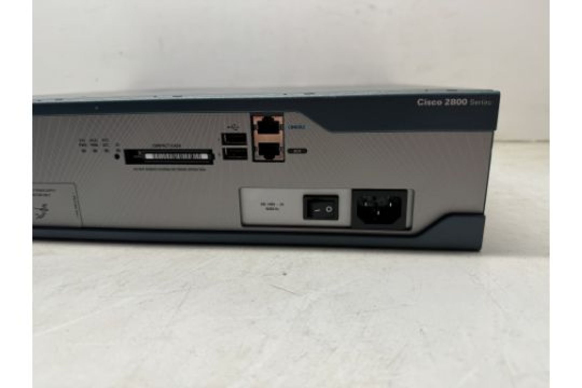 Cisco 2851 Integrated Services Router - Image 4 of 7