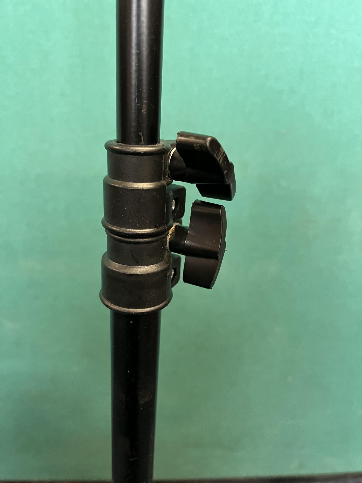 2 x Camera Tripods - As pictured - Image 4 of 6