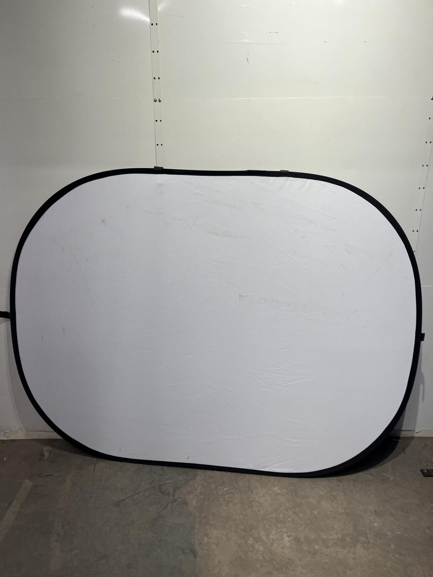 Foldable Photography Backdrop with Storage Bag - Image 5 of 5
