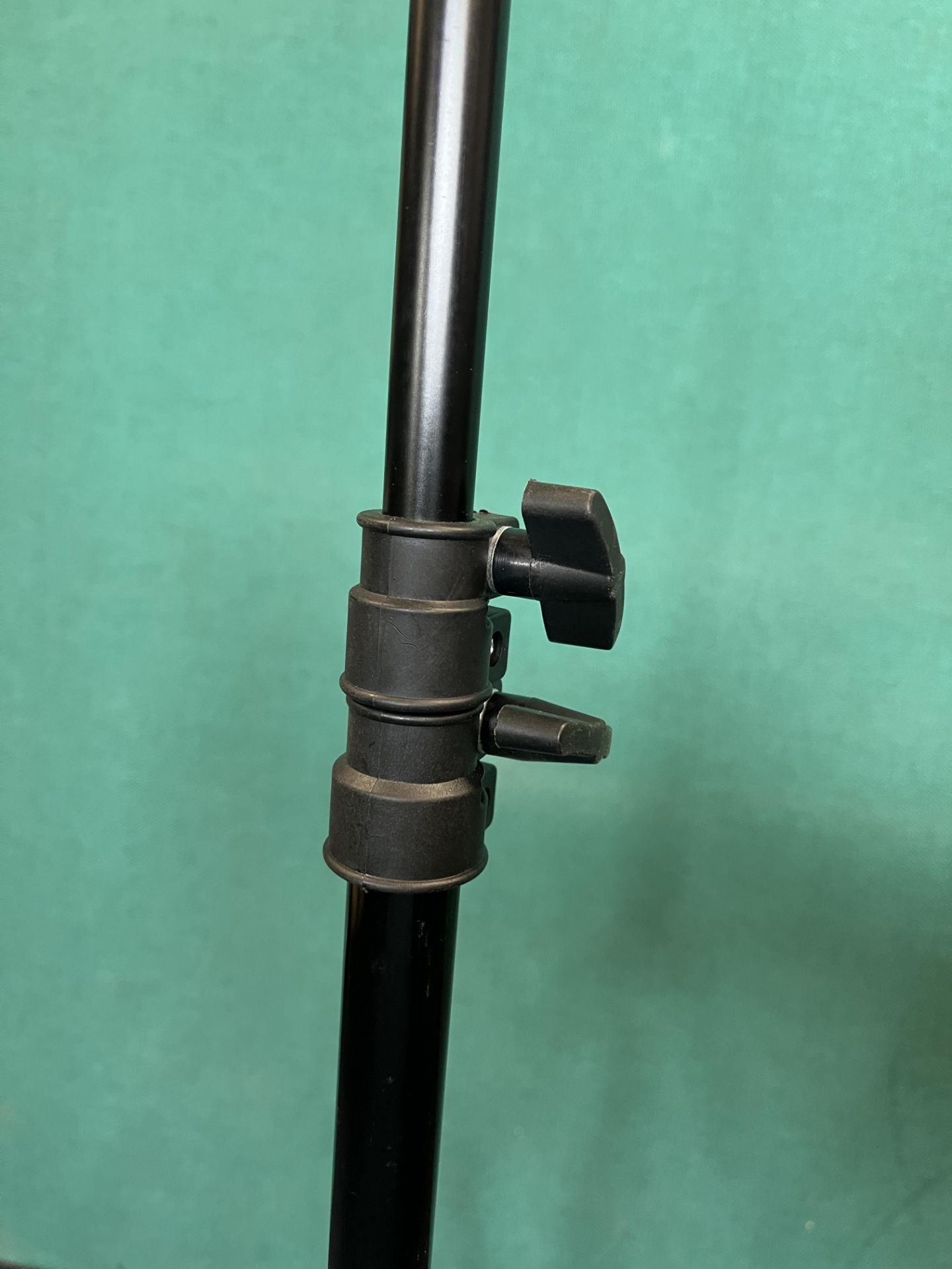 2 x Camera Tripods - As pictured - Image 3 of 6