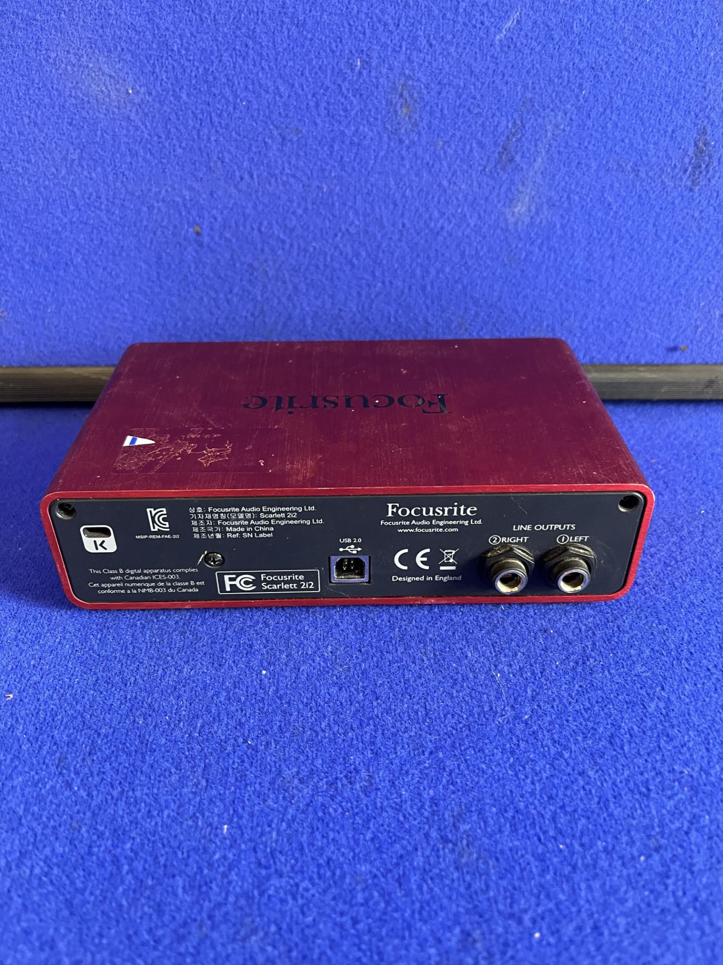 Focusrite Scarlett 2i2 USB Audio Interface - Image 2 of 3