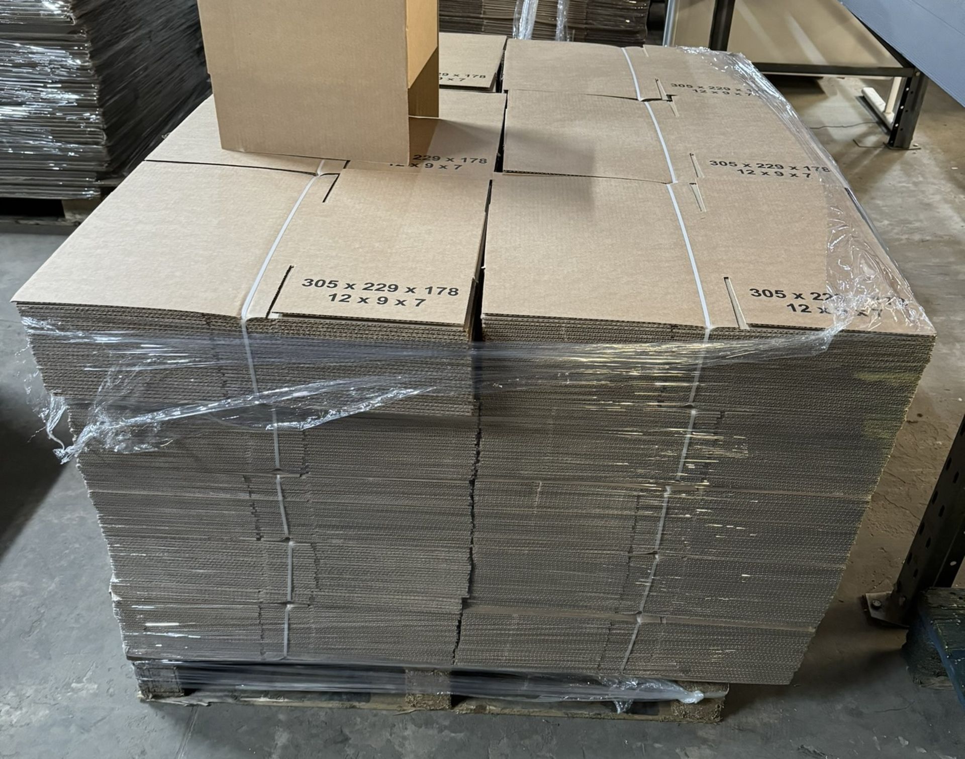 750 x UK Packaging Supplies Single Wall Cardboard Boxes | 305 x 229 x 178MM - Image 5 of 6