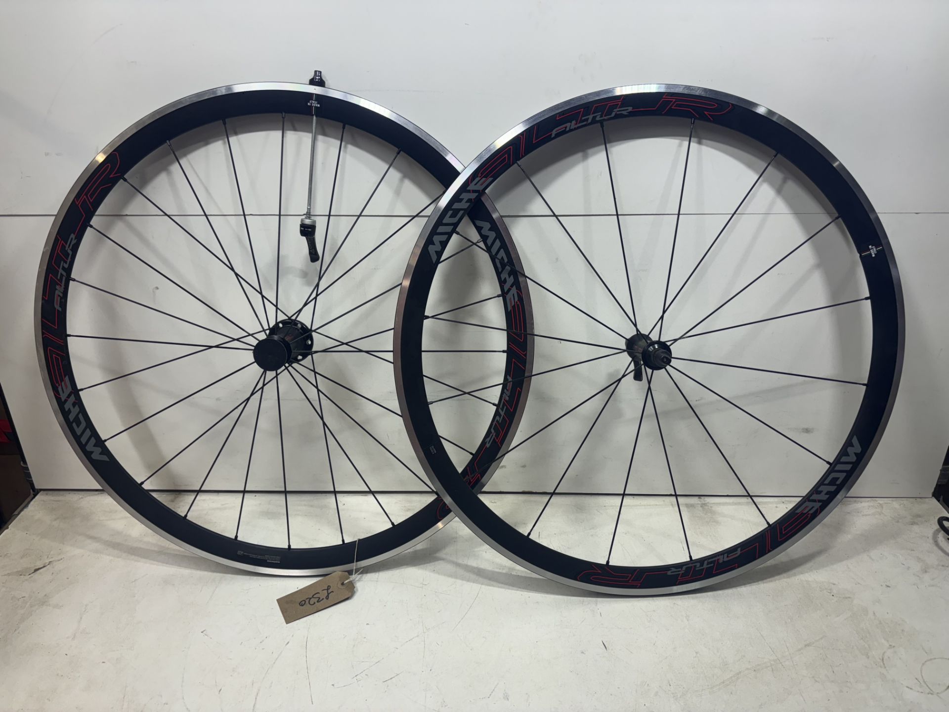 Miche Altur 700c Wheelset