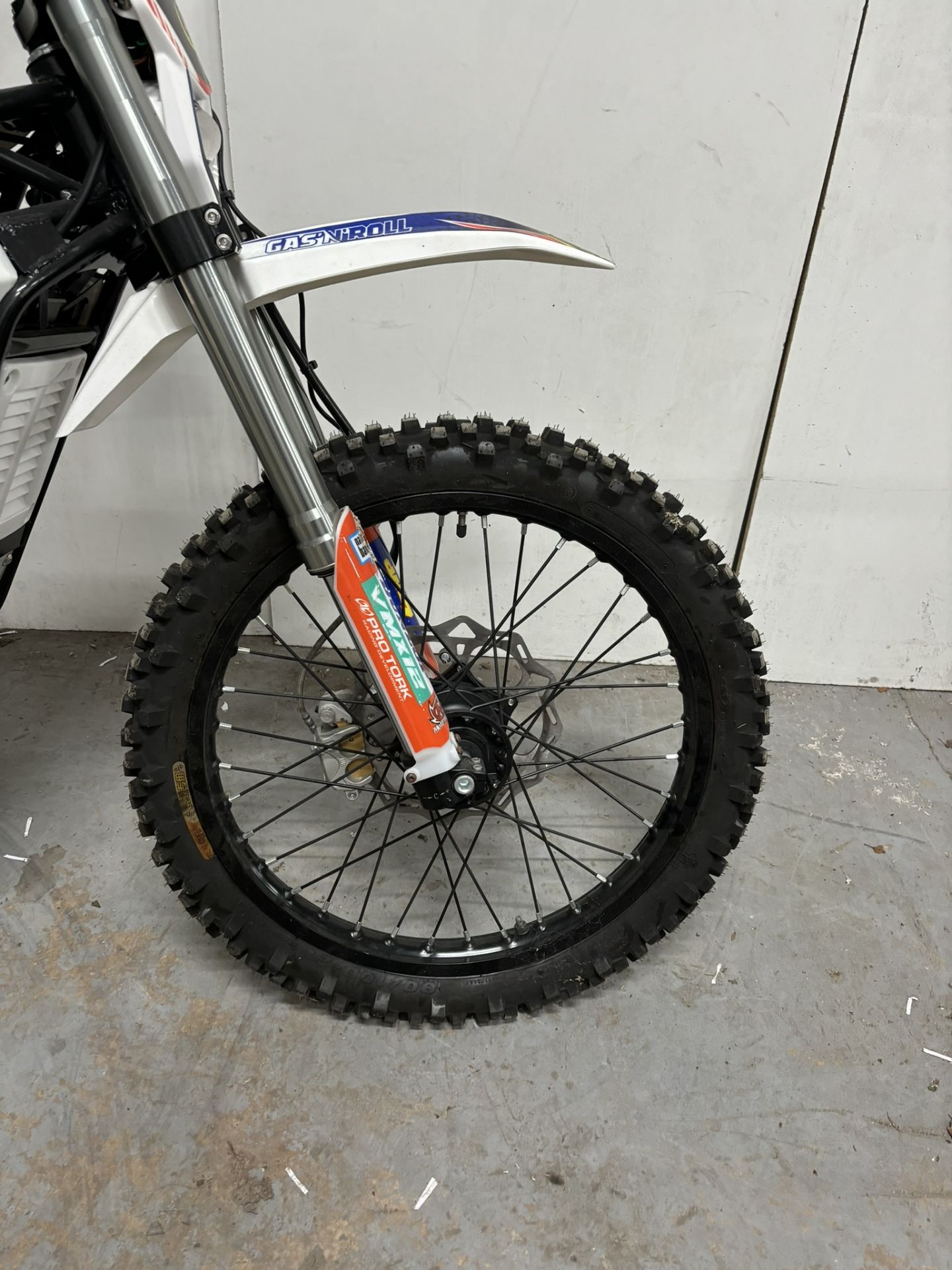 Velimotor VMX12 Electric Motorcycle / Dirt Bike - Image 13 of 24