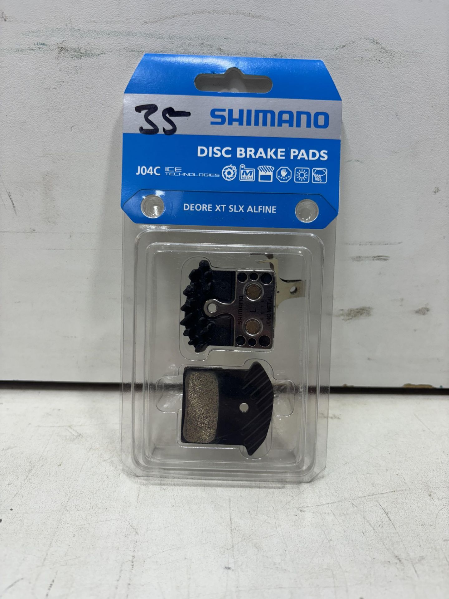 5 x Shimano J04C Metal Disc Brake Pads with Cooling Fins - Image 2 of 3