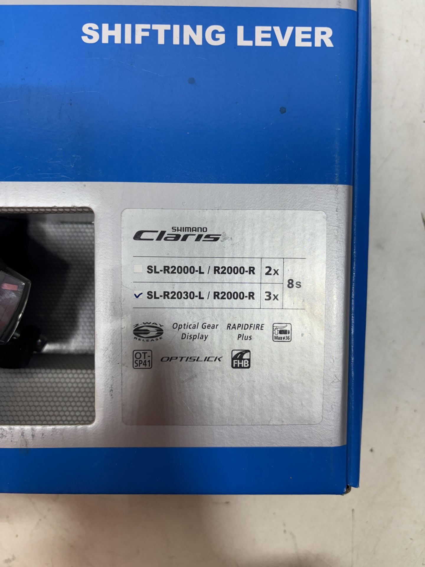 Shimano SL-R2030 Claris 8-speed road flat bar levers triple - Image 3 of 3