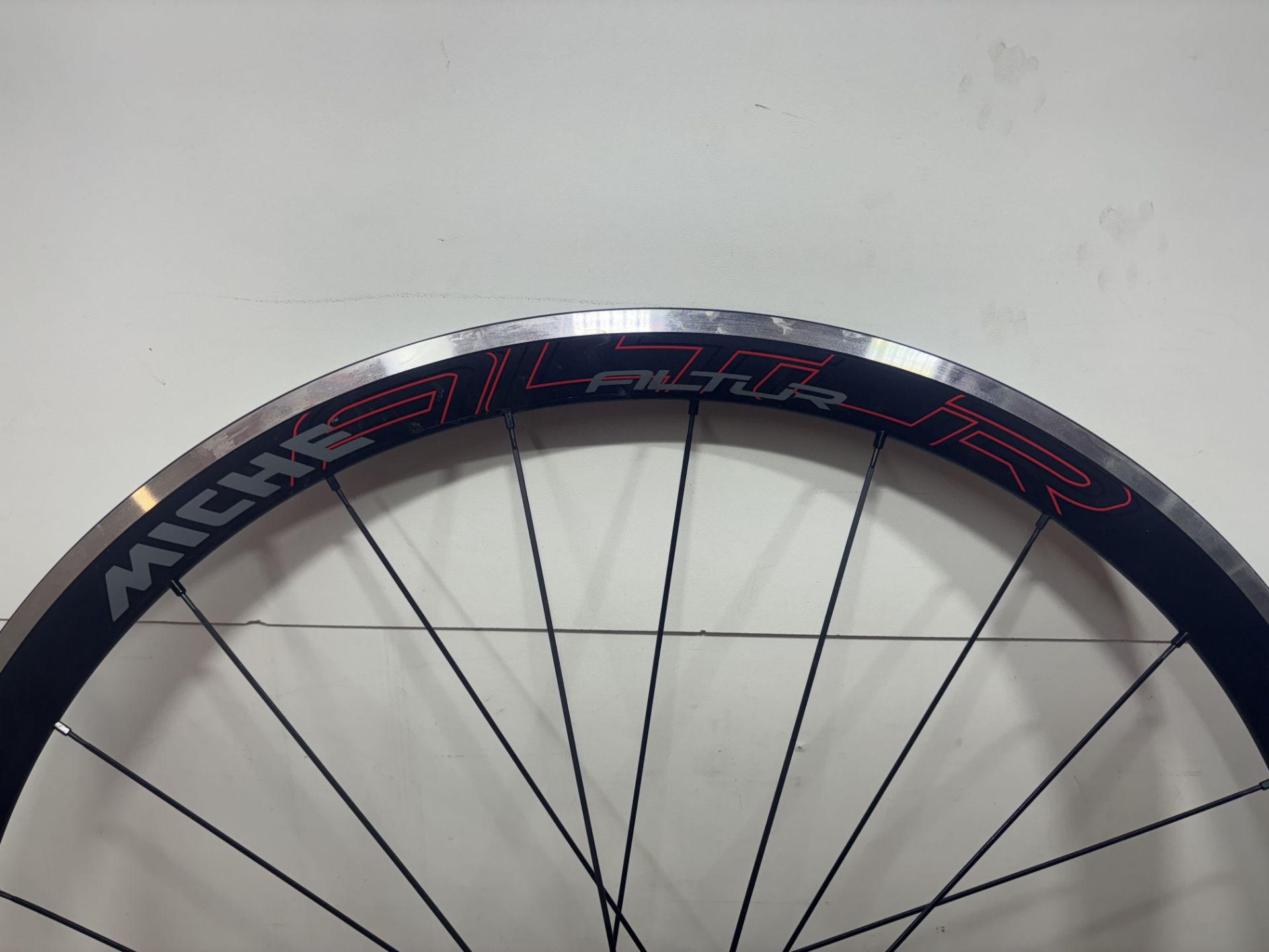 Miche Altur 700c Wheelset - Image 5 of 14