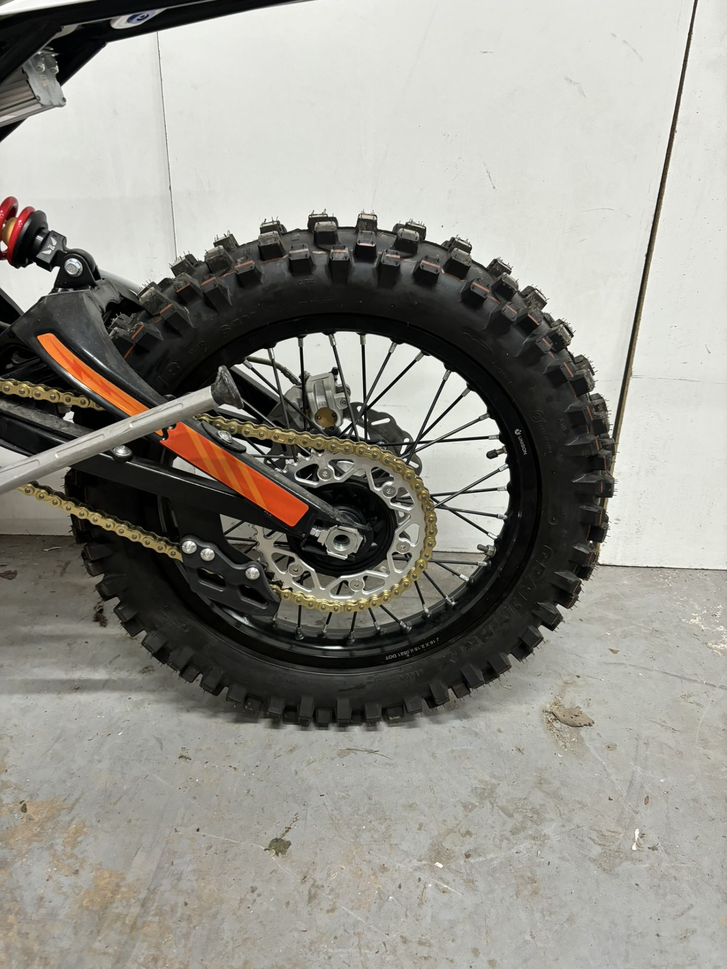 Velimotor VMX12 Electric Motorcycle / Dirt Bike - Image 4 of 24
