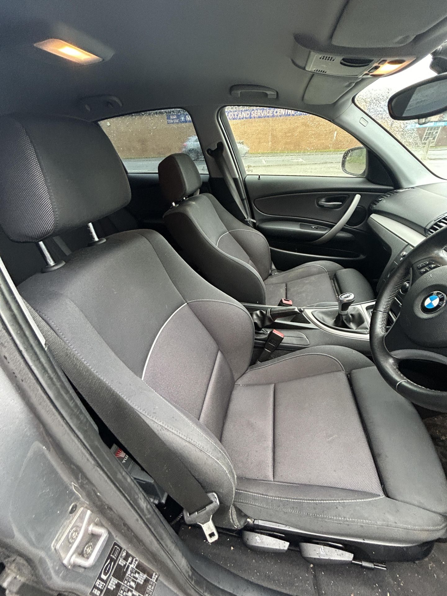 BMW 116i Sport | DP11 EDL | Grey | Manual | Petrol | 97,580 Miles | SEE DESCRIPTION - Image 9 of 13