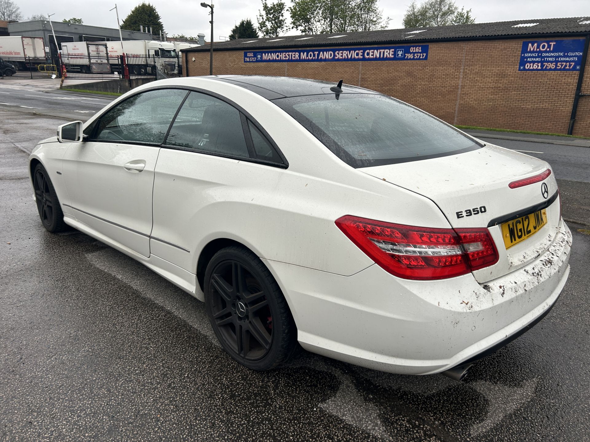 Mercedes Benz E350 SPT CDI BLUECY 265 A | WG12 JWA | Automatic | Diesel | 88,106 Miles | SEE DESCRI - Image 4 of 12