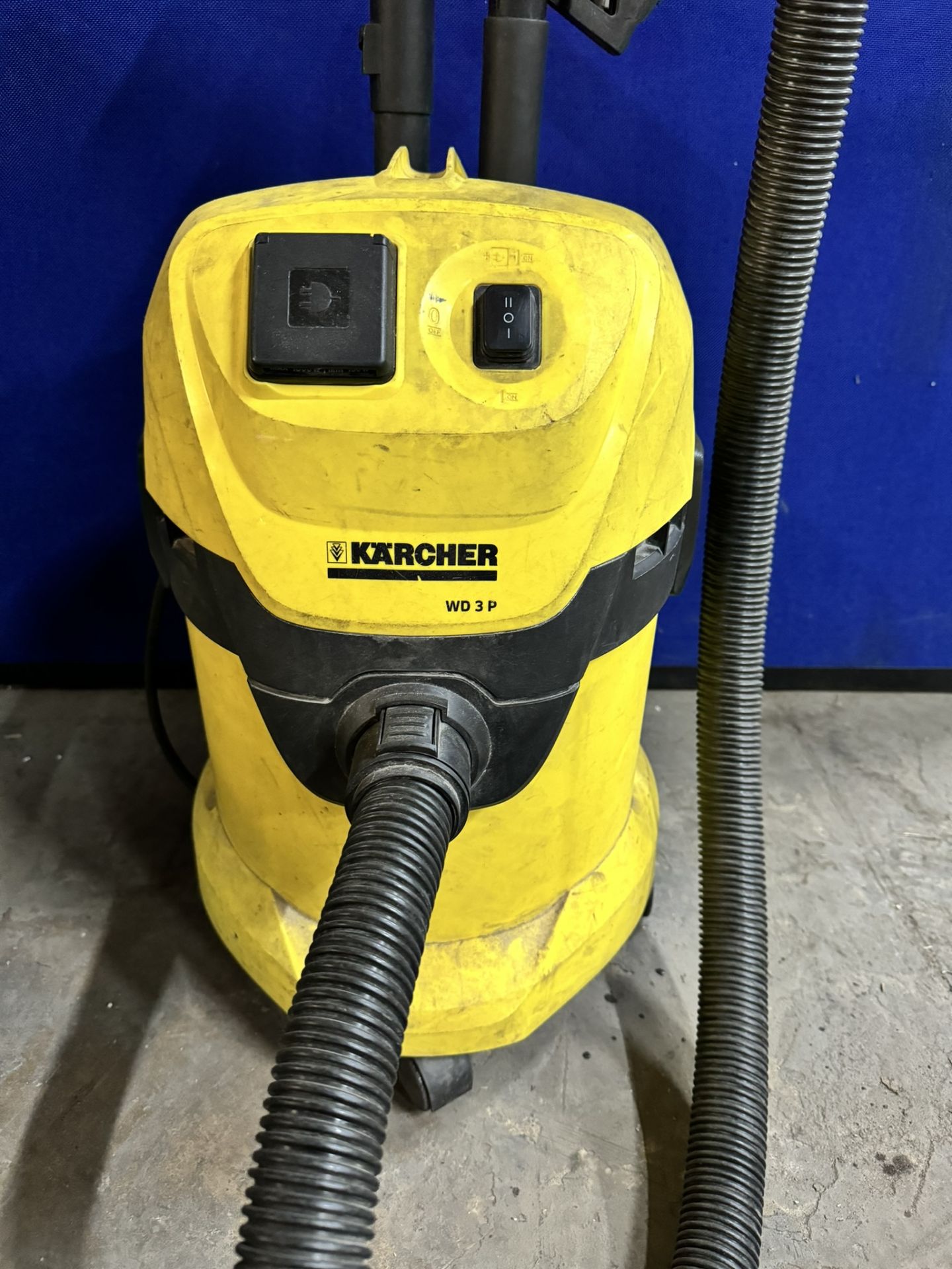 Karcher WD3P Cylinder Wet and Dry Vacuum Cleaner - Bild 2 aus 5
