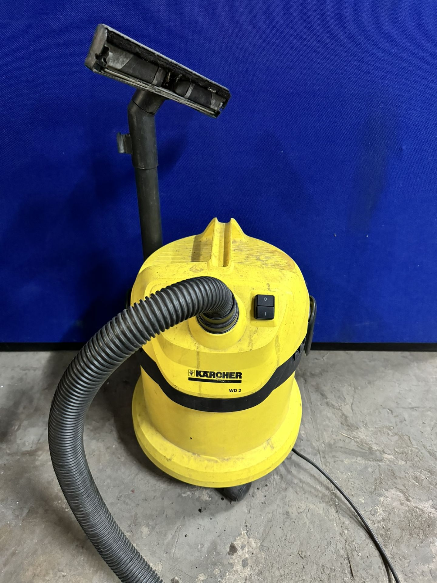 Karcher WD2 Cylinder Wet and Dry Vacuum Cleaner