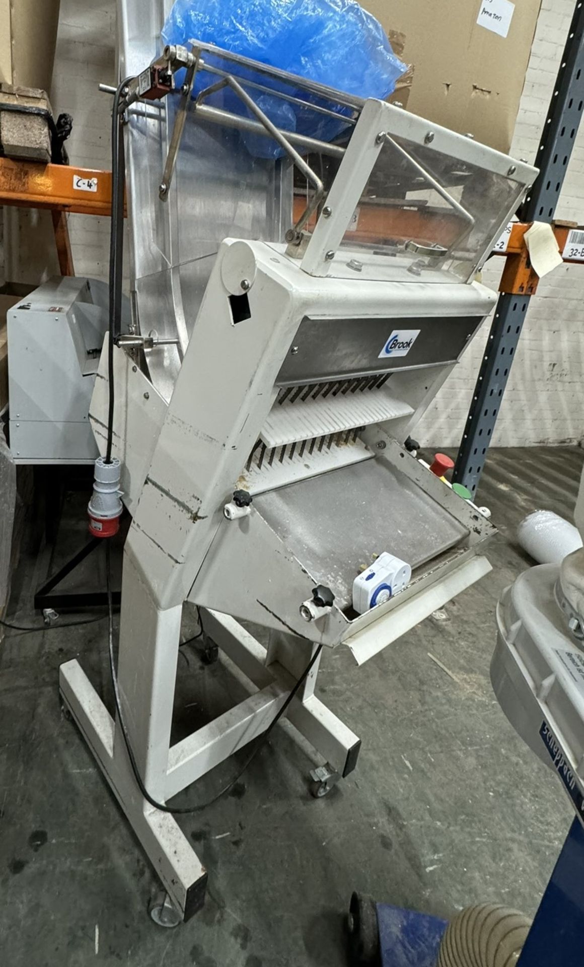 Brook 11188 Professional Automatic Bread slicer - Image 2 of 5