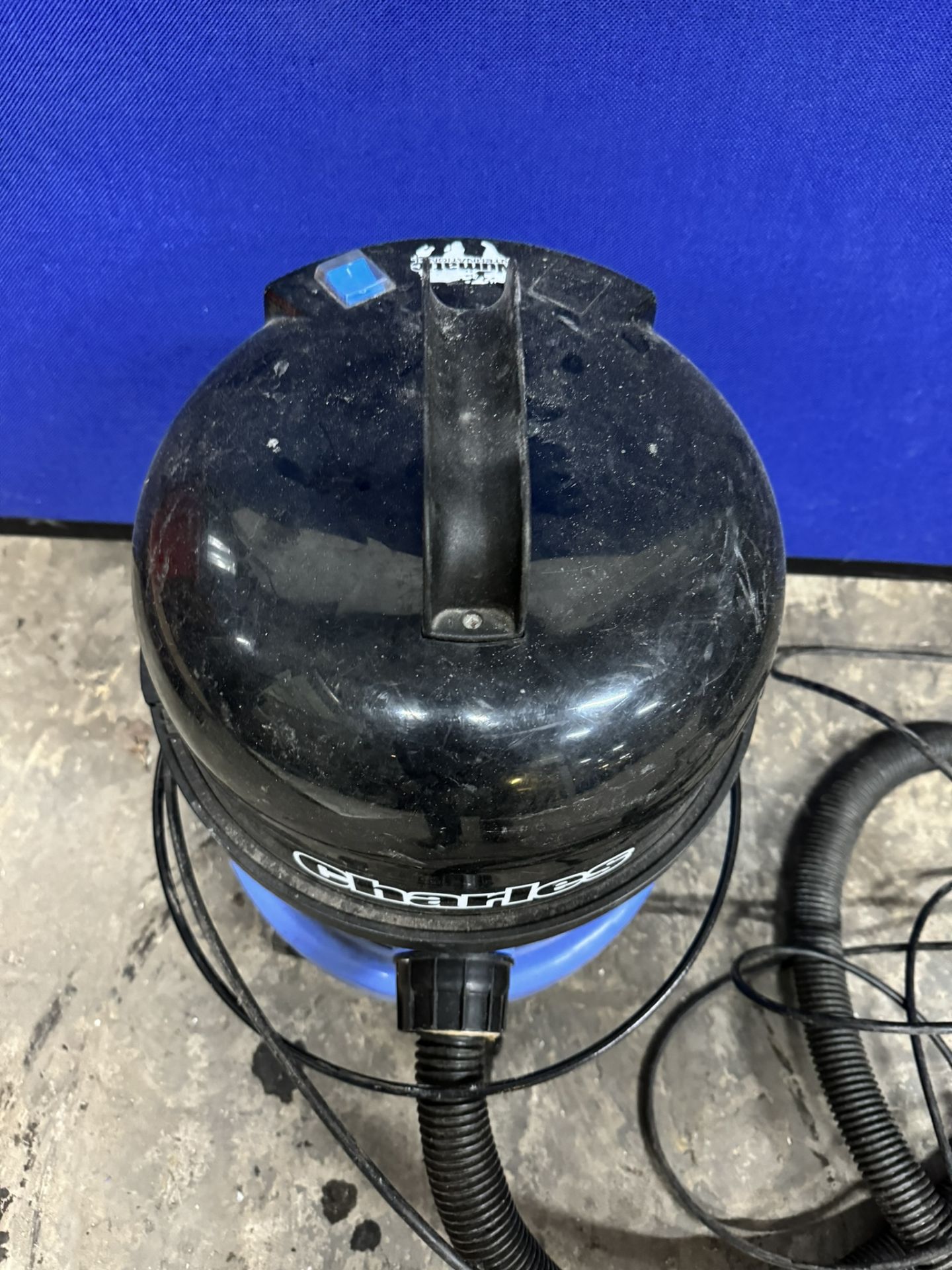 Numatic Charles CVC370-2 Wet And Dry Bag Cylinder Vacuum Cleaner - Image 2 of 4