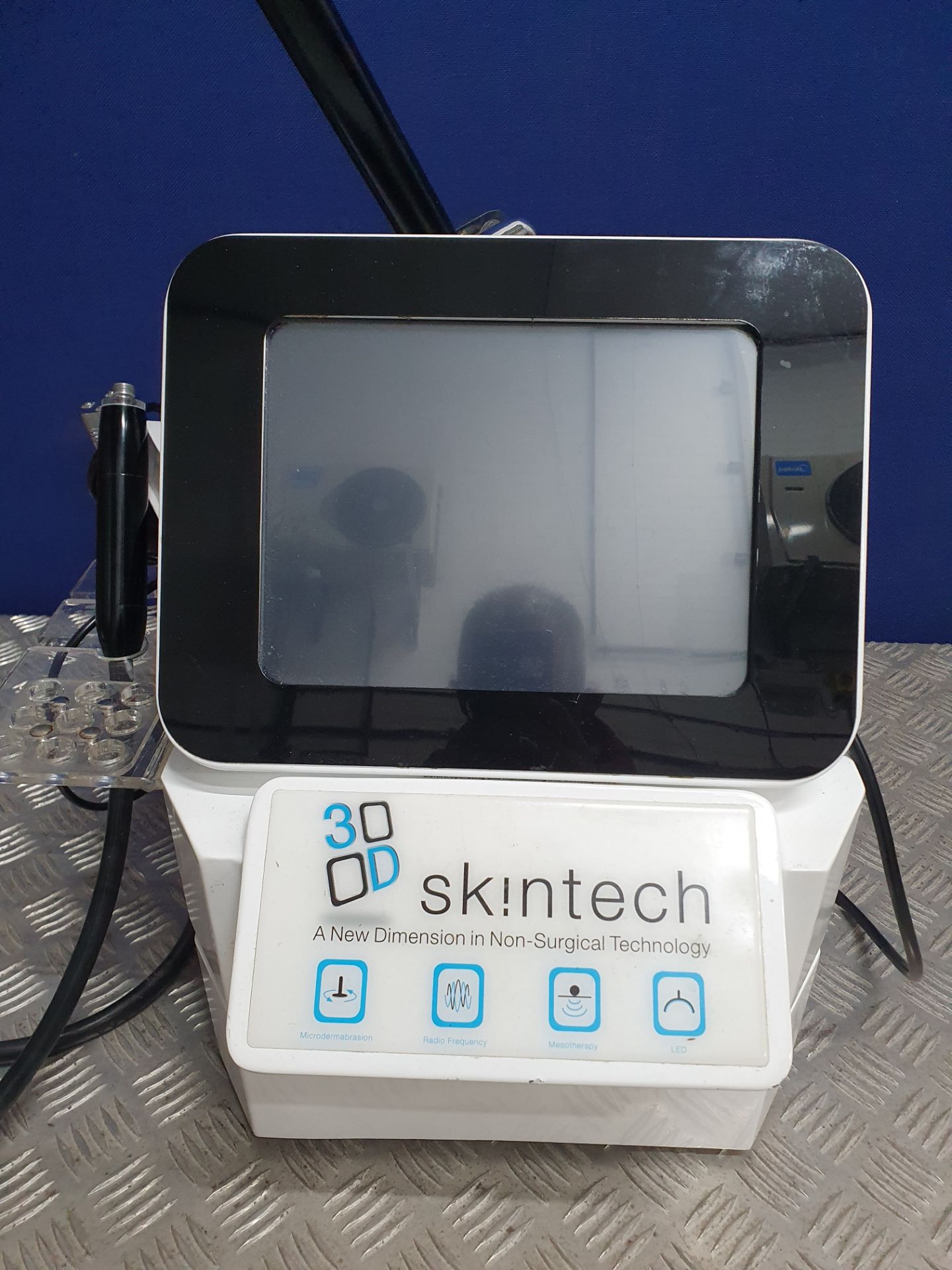 3D Lipo Skintech Facial Machine - 4 in 1 Advanced Skin Technology - Bild 2 aus 18