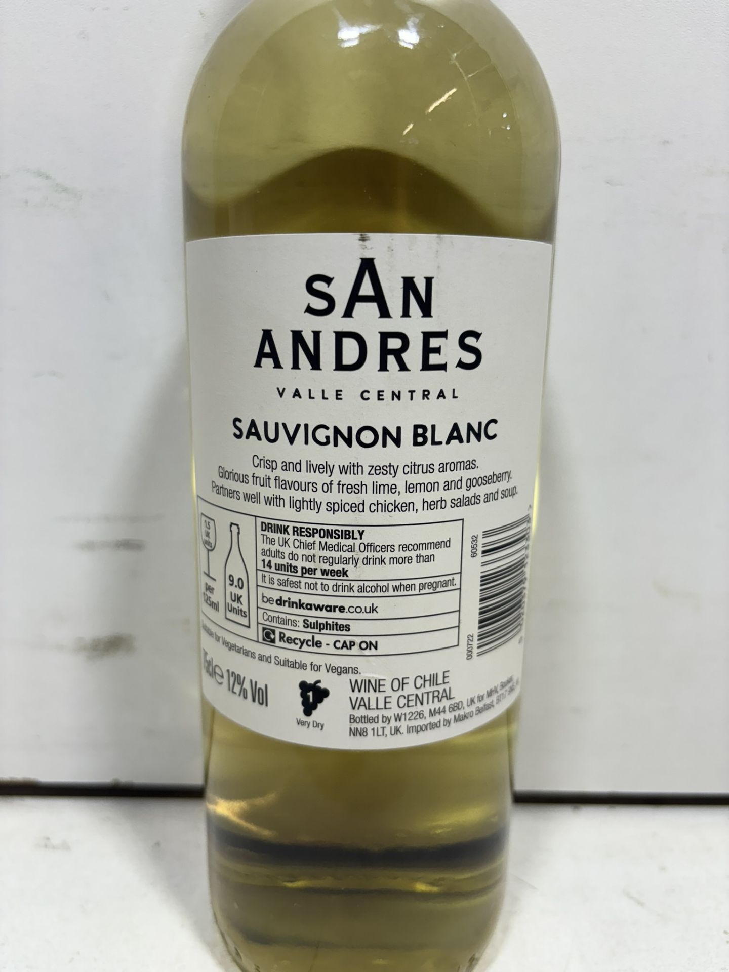 2 x Bottles of White Wine - See Description - Image 6 of 6