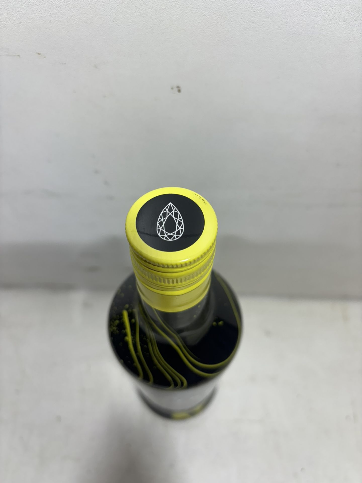 8 X Bottles Of Lustre Pineapple Cream Rum Liqueur 70Cl - Image 4 of 4