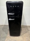 Smeg FAB30RFN Fifties Style 295L Freestanding Fridge Freezer