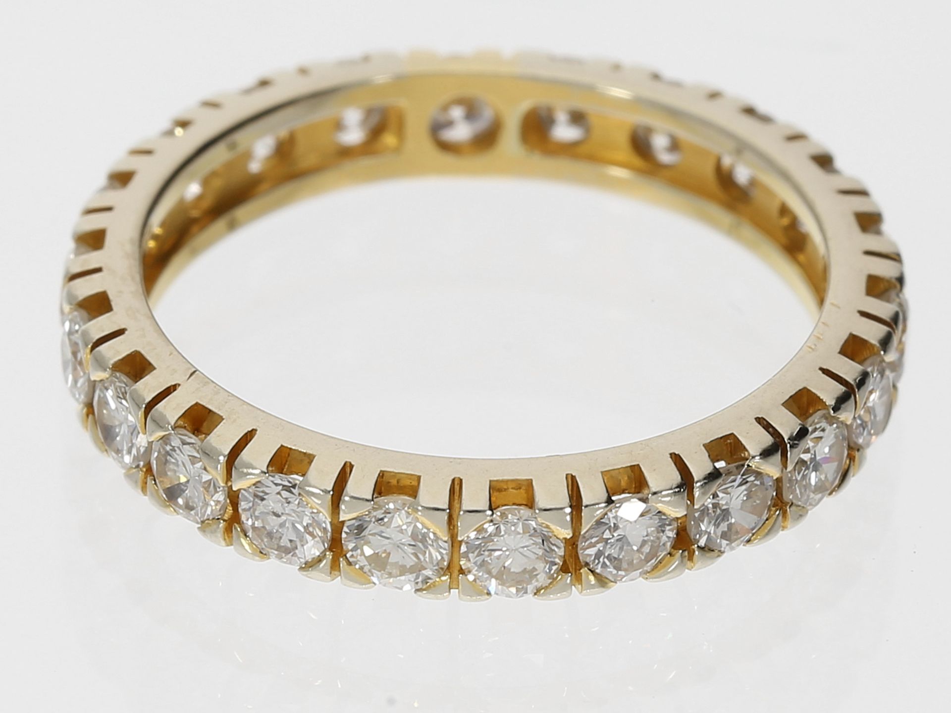 Ring: klassischer vintage Brillant/Memoire-Ring aus 18K Gelbgold, ca. 1,54ct feine Brillanten - Image 2 of 2