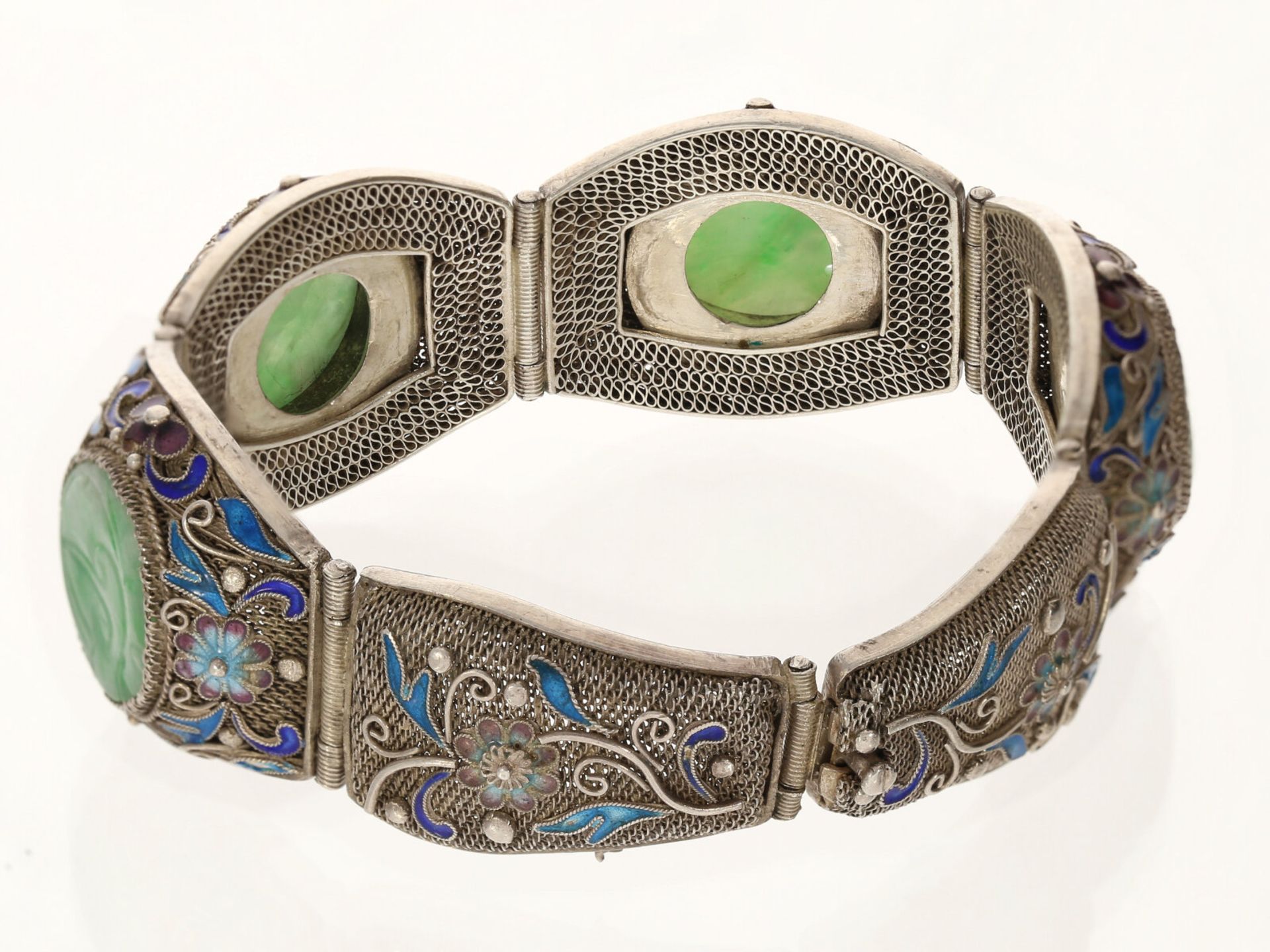 Armband: antikes chinesisches Silber-Armband mit Jade und Emaille-Verzierungen - Image 2 of 2