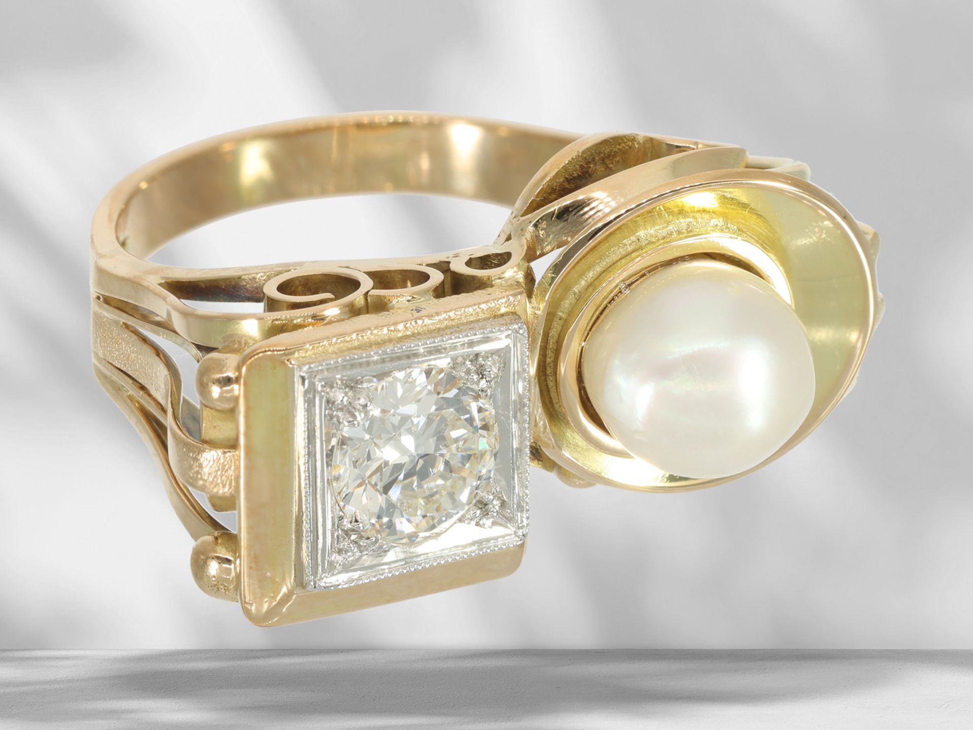 Ring: extremely beautiful, valuable antique pearl/diamond goldsmith ring, diamond of approx. 1.1ct - Image 2 of 6