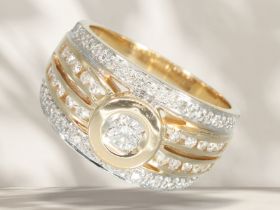 Ring: Sehr dekorativer und breiter Brillant-Goldschmiedering, ca. 0,55ct