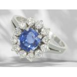 Ring: white gold vintage sapphire/brilliant-cut diamond flower ring, approx. 1.83ct