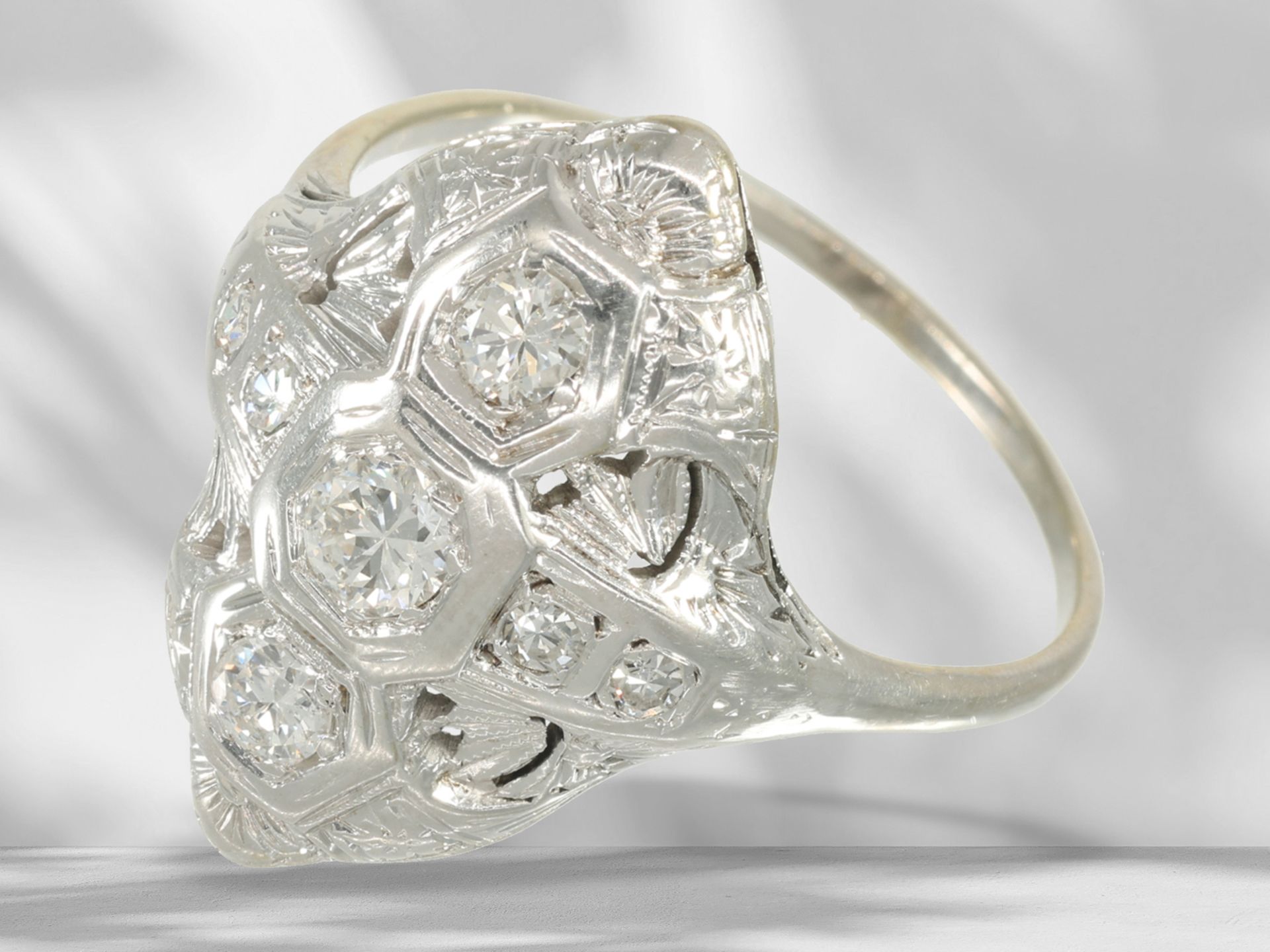 Ring: antiker Brillant/Diamant-Goldschmiedering - Bild 3 aus 5