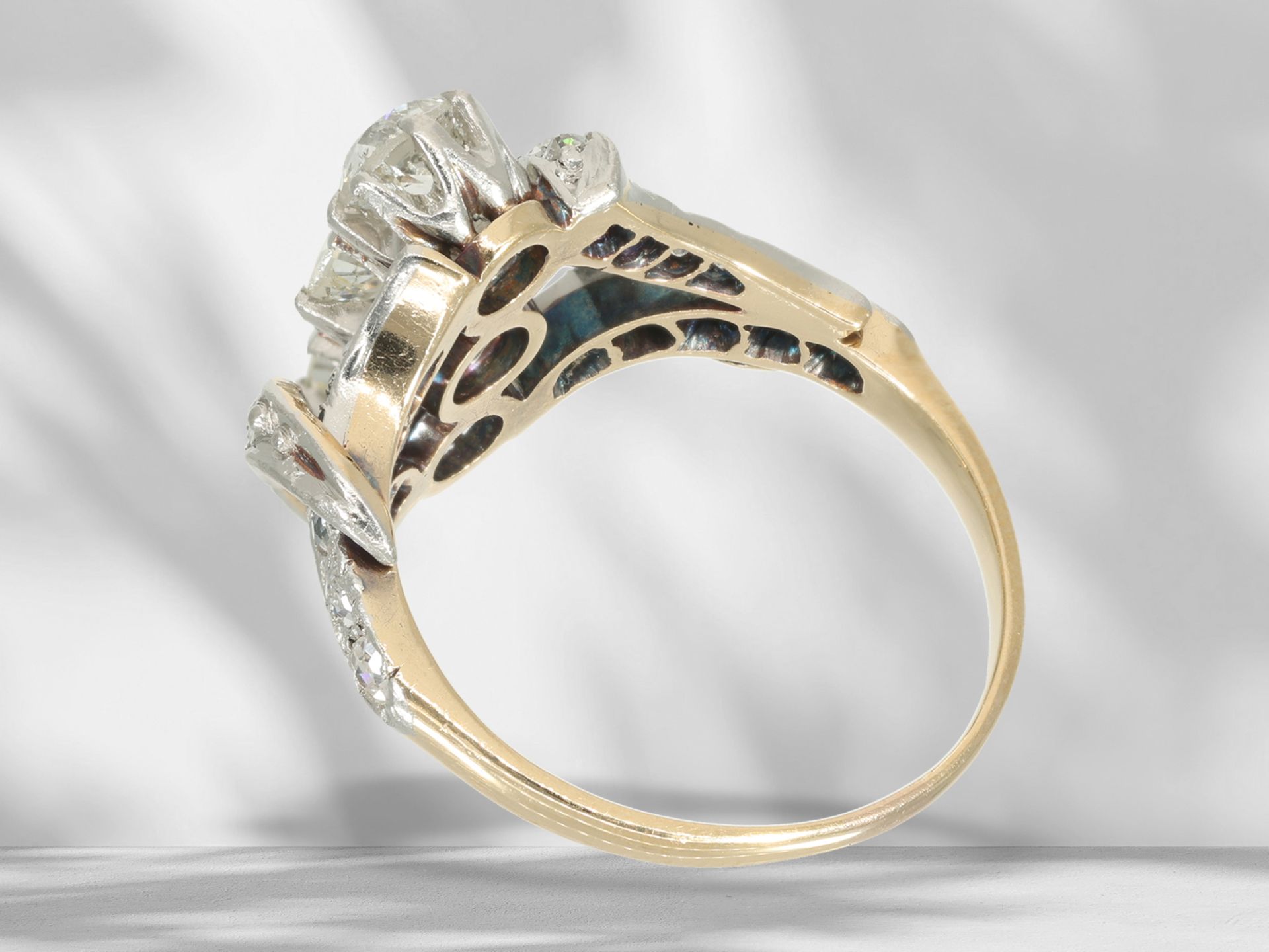 Ring: antiker Goldschmiedering mit Altschliffdiamanten, ca. 1,4ct - Bild 4 aus 4
