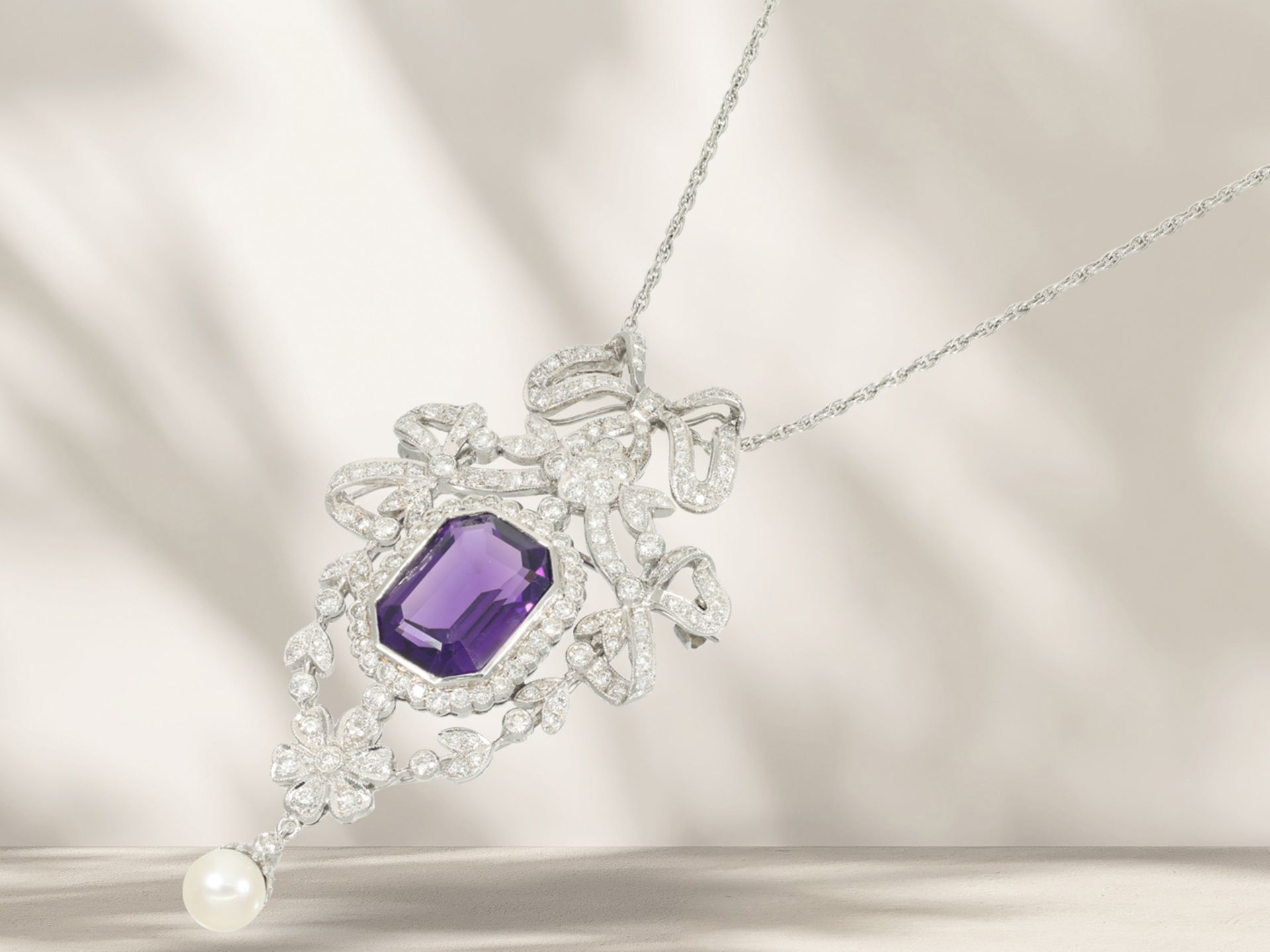 Chain/necklace: fine chain with a very decorative, high-quality amethyst/brilliant-cut diamond gold  - Image 3 of 5
