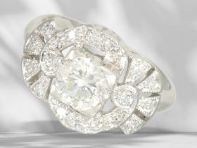 Ring: Brillant/Diamant-Goldschmiedering aus Platin, ca. 0,75ct, Art Deco