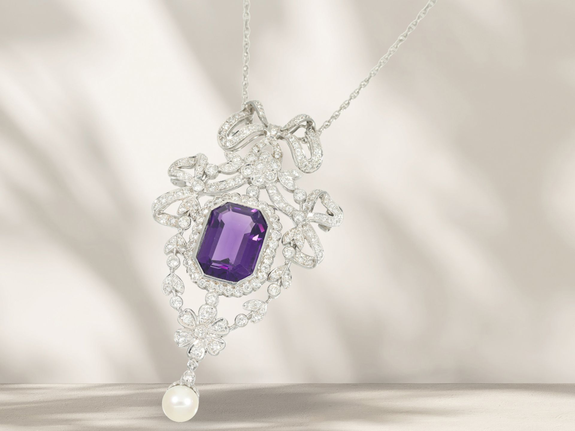 Chain/necklace: fine chain with a very decorative, high-quality amethyst/brilliant-cut diamond gold  - Image 2 of 5