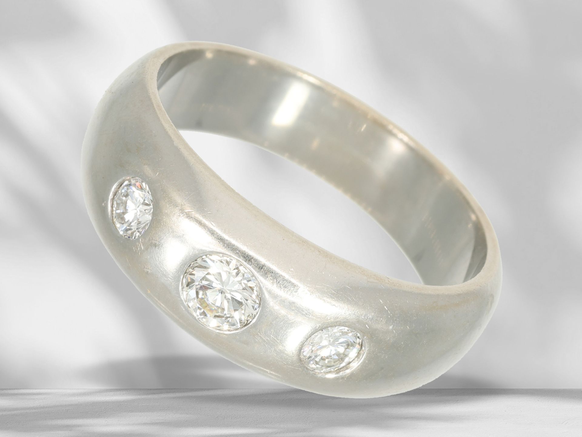 Ring: white gold, very solidly crafted band ring set with brilliant-cut diamonds, approx. 0.62ct